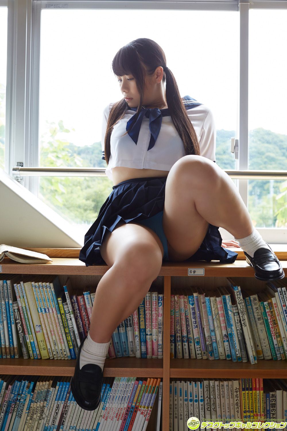 東條詩織《制服の下のFカップに完全ノックアウト!!》   NO.1346-图11