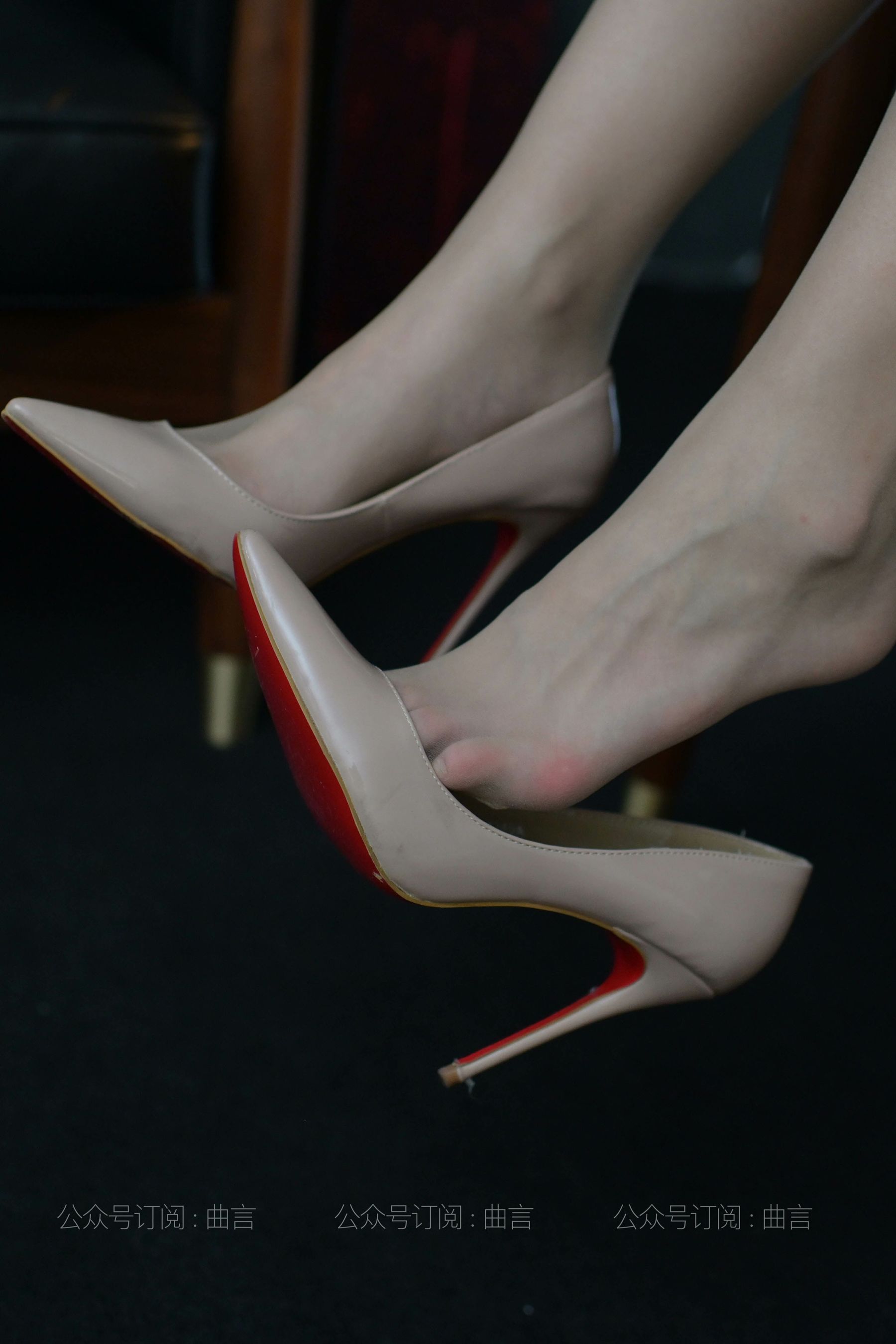 033 肉肉 红裙-图3