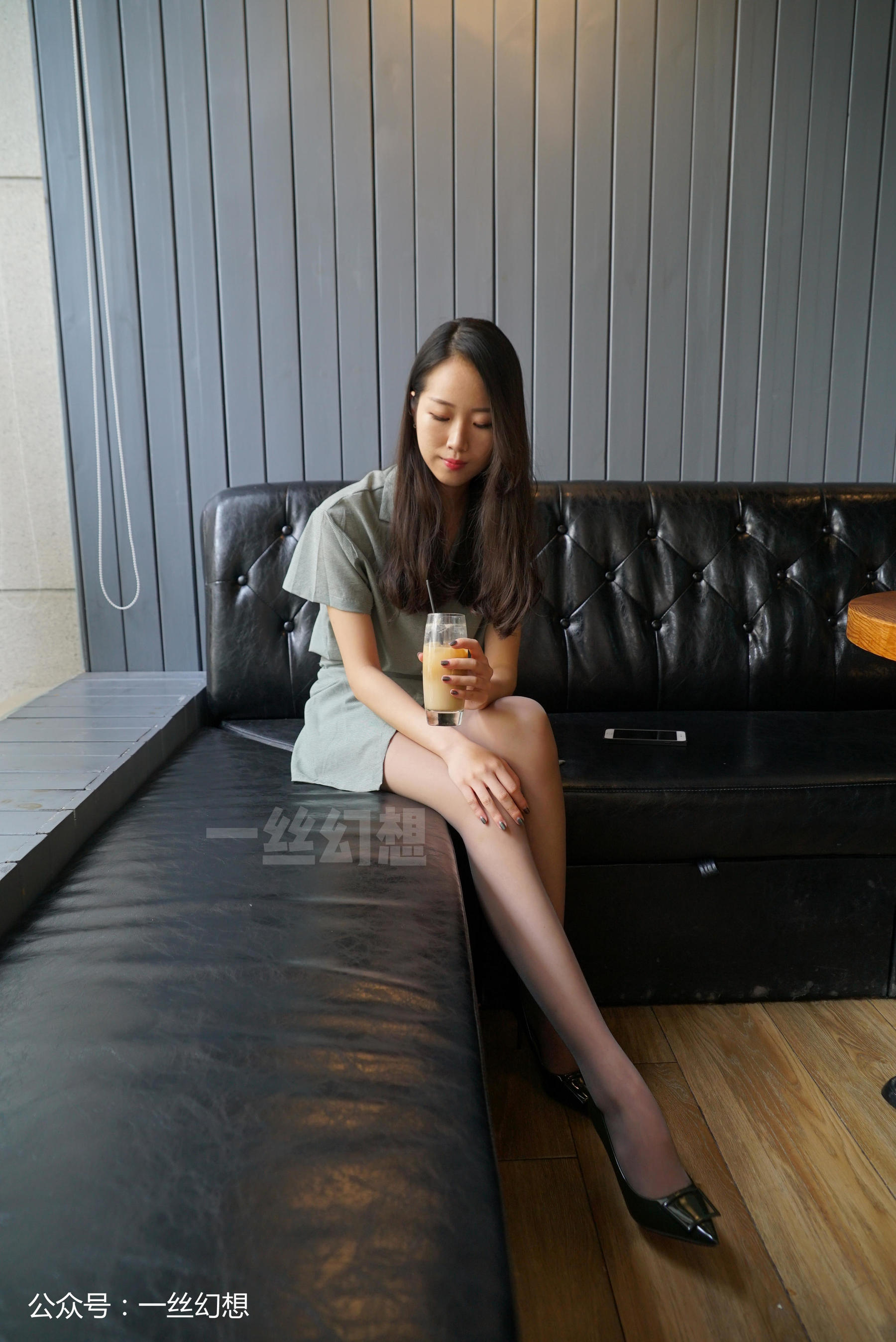 袜小喵×一丝幻想 No.002 茜茜-图1