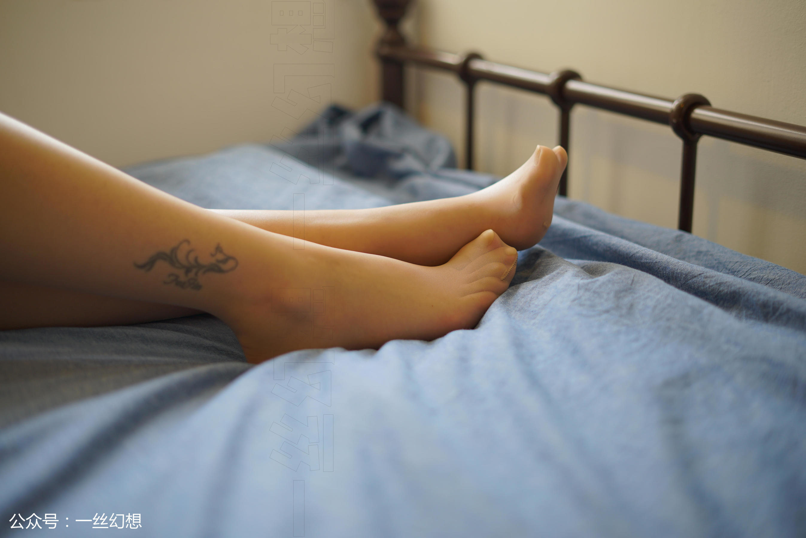 袜小喵×一丝幻想 No.008 ViVi-图4