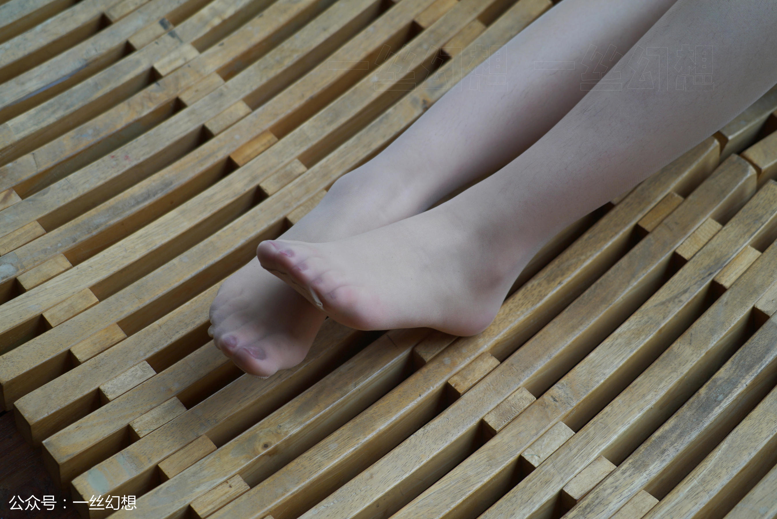 袜小喵×一丝幻想 No.035 ViVi-图28