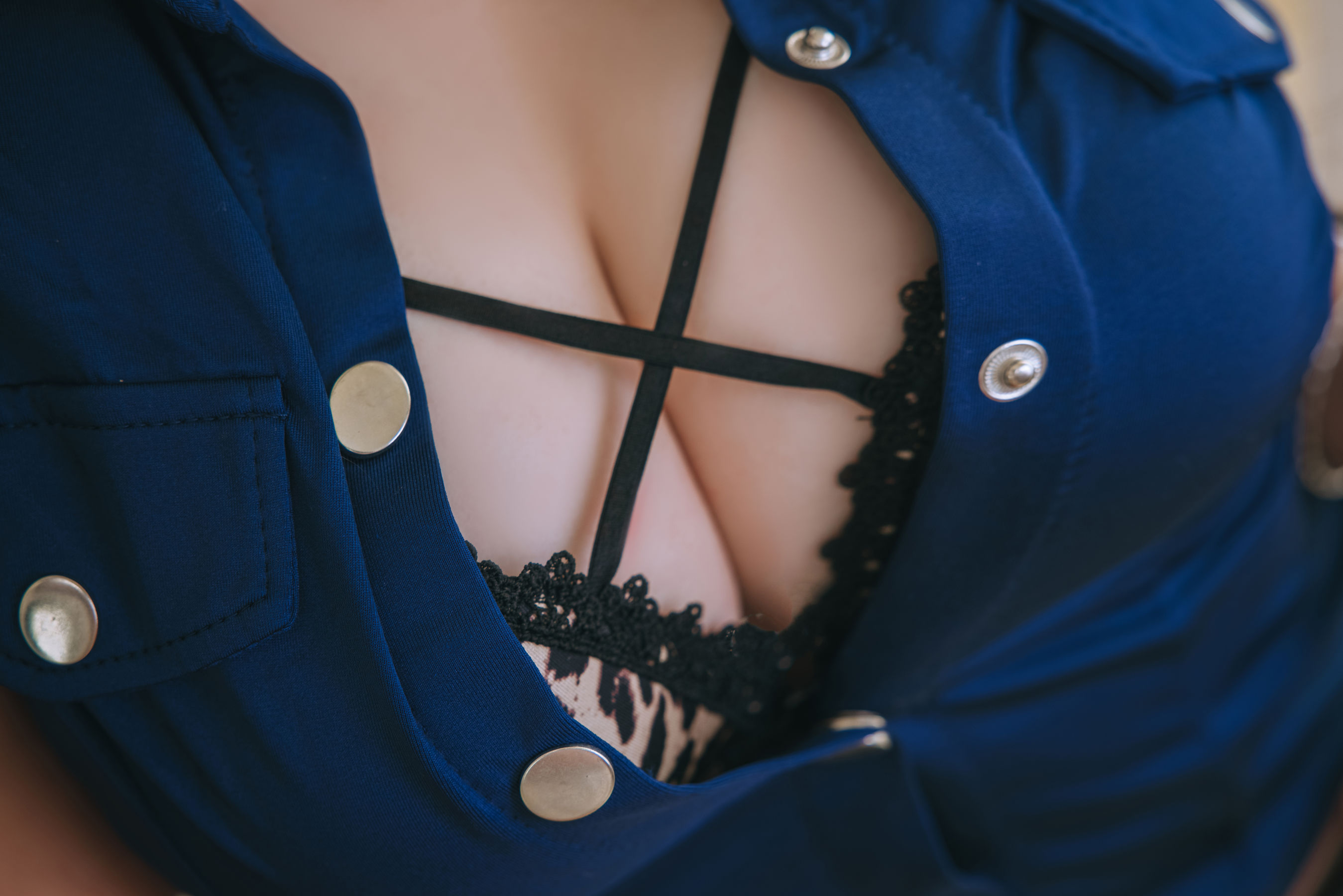 Cosplay日奈娇 - 豹纹女警-图18