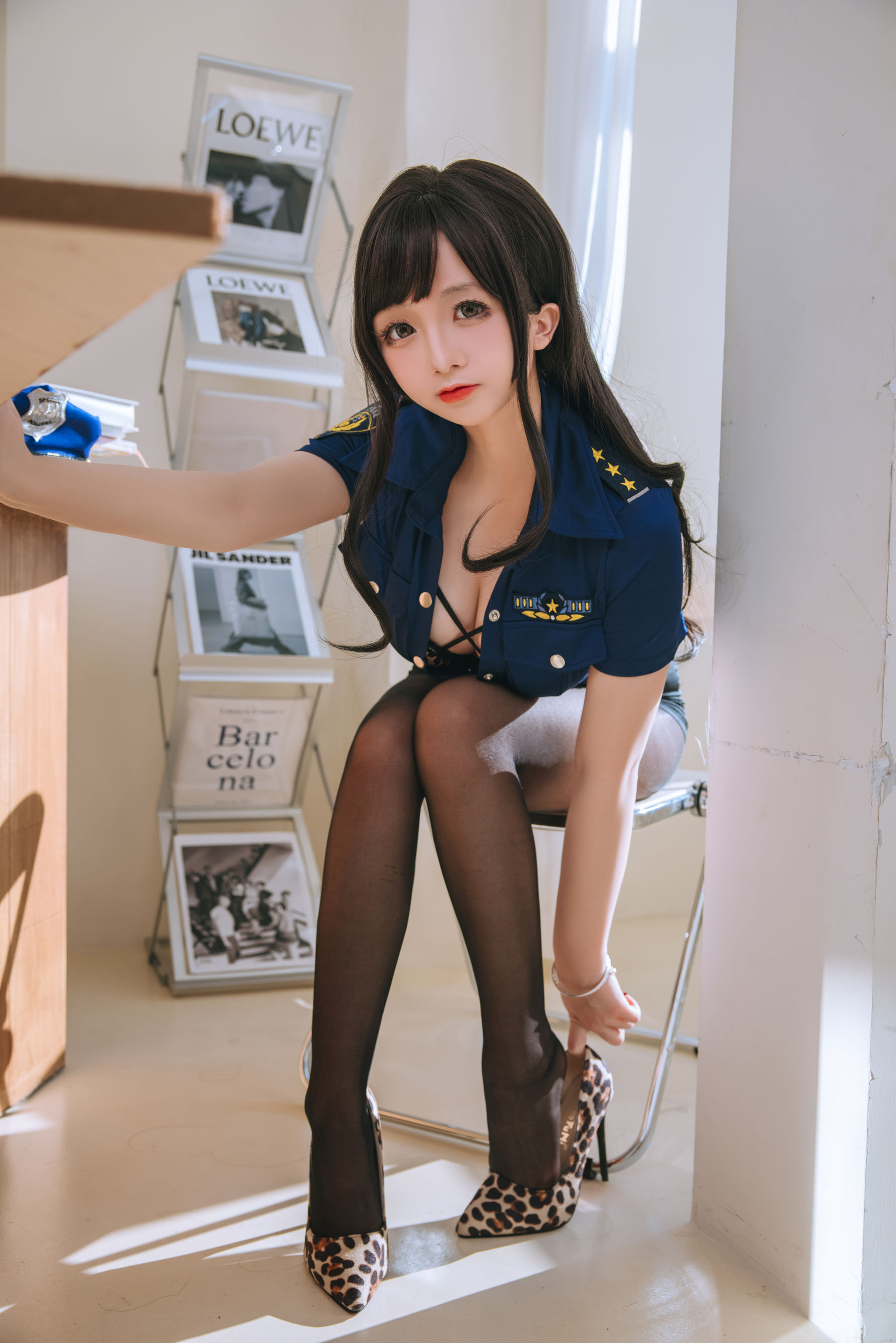 Cosplay日奈娇 - 豹纹女警-图32