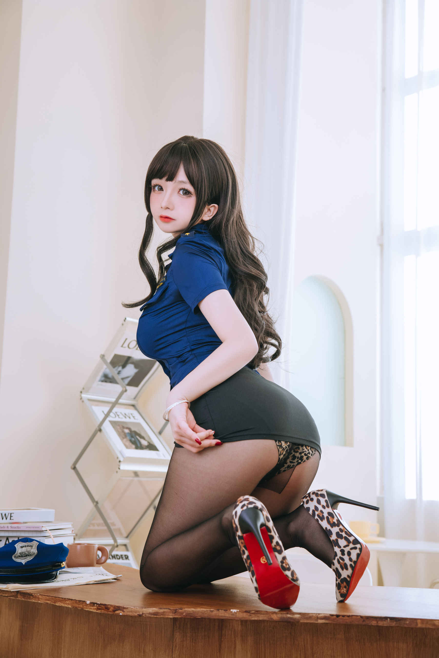Cosplay日奈娇 - 豹纹女警-图6