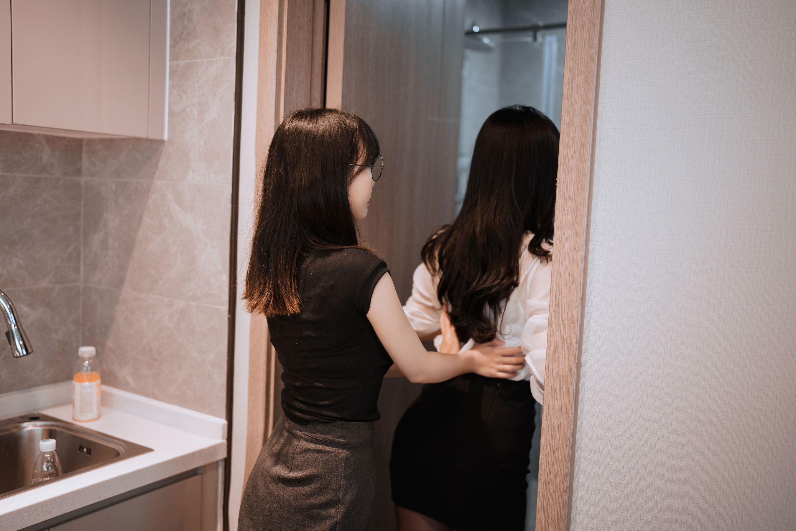 COS福利rioko凉凉子(肉扣热热子)&面饼仙儿 - OL百合-图11