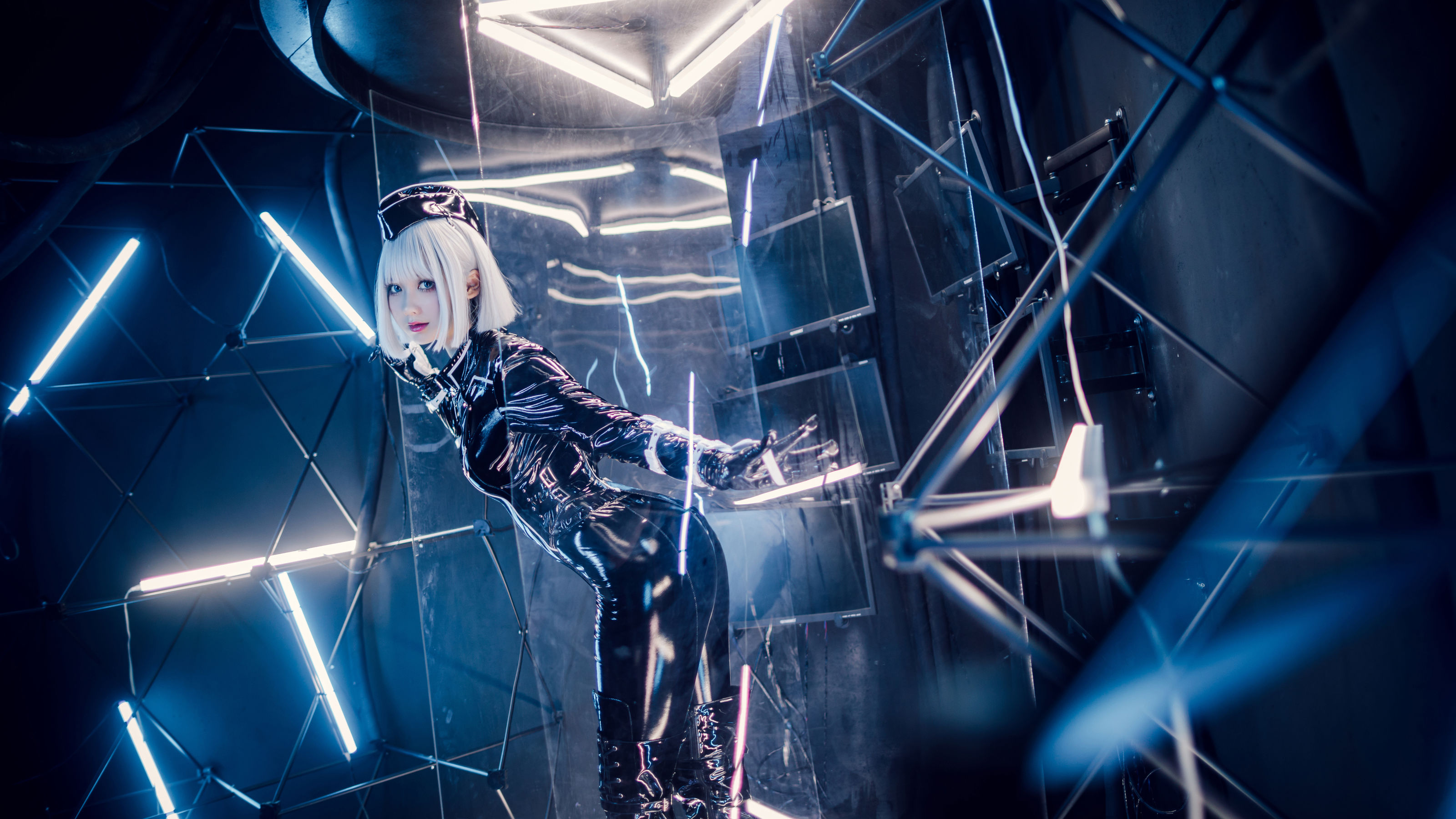 izumi泉桃子福利 - 帝国通讯官-图2