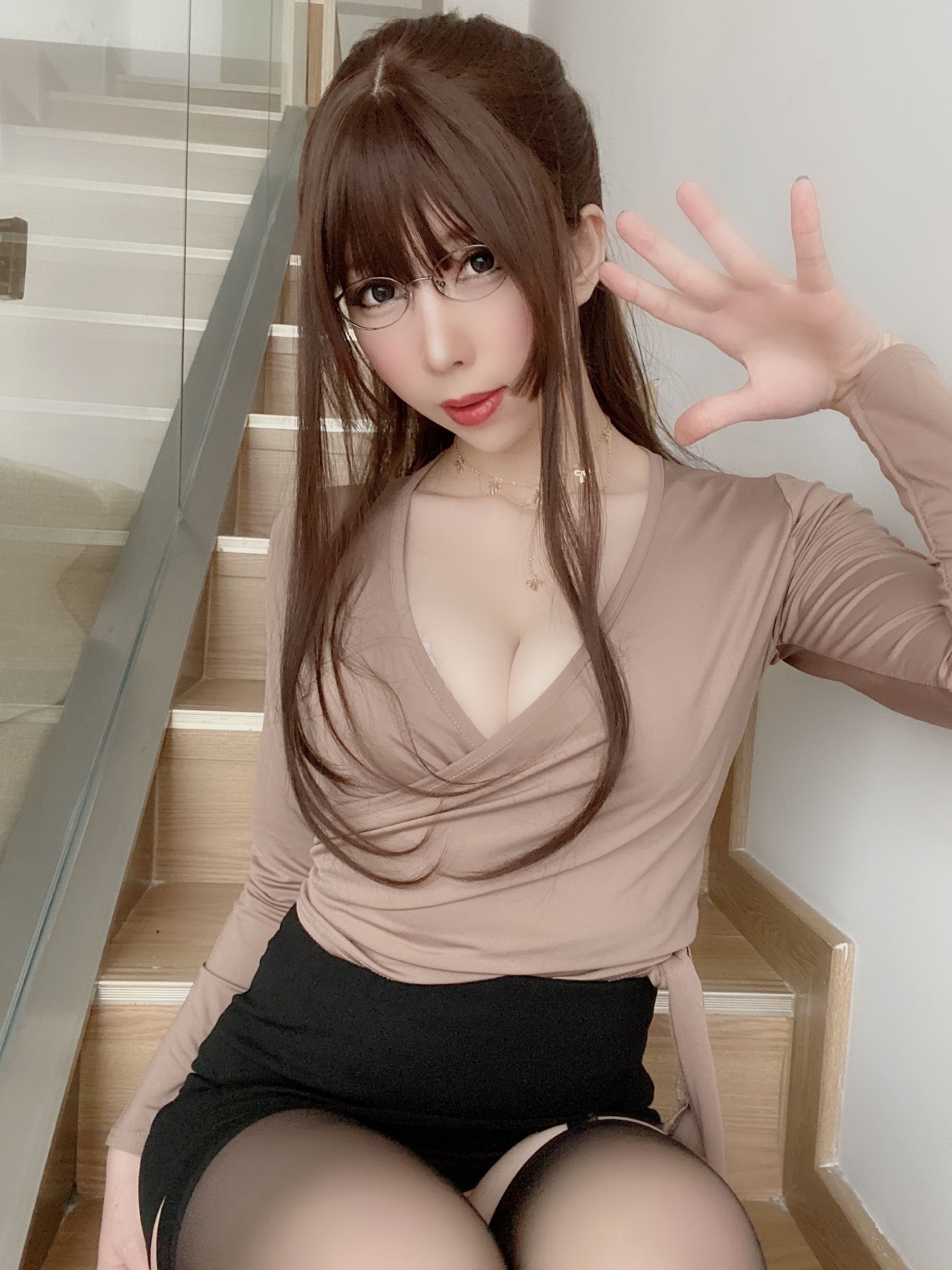 二次元巨乳美女鹿野希 - OL黑丝豹纹-图14