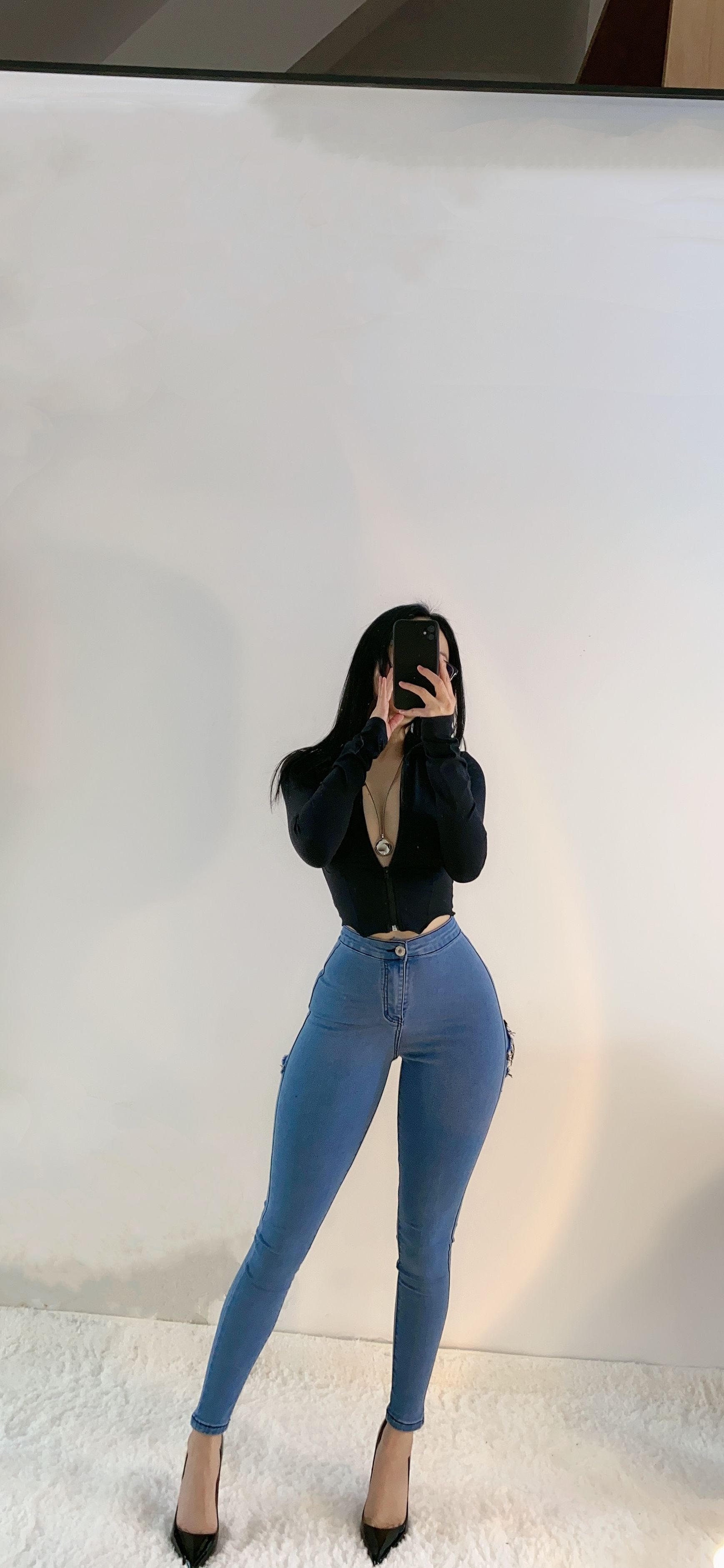 俏妞 – 丝袜长腿翘臀，微密圈合集-图5