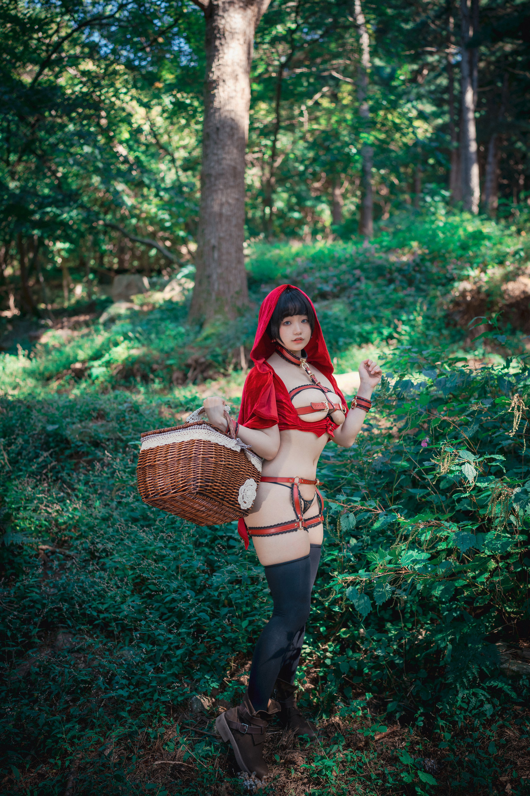 Mimmi - Naughty Red Hiring Hood-图1