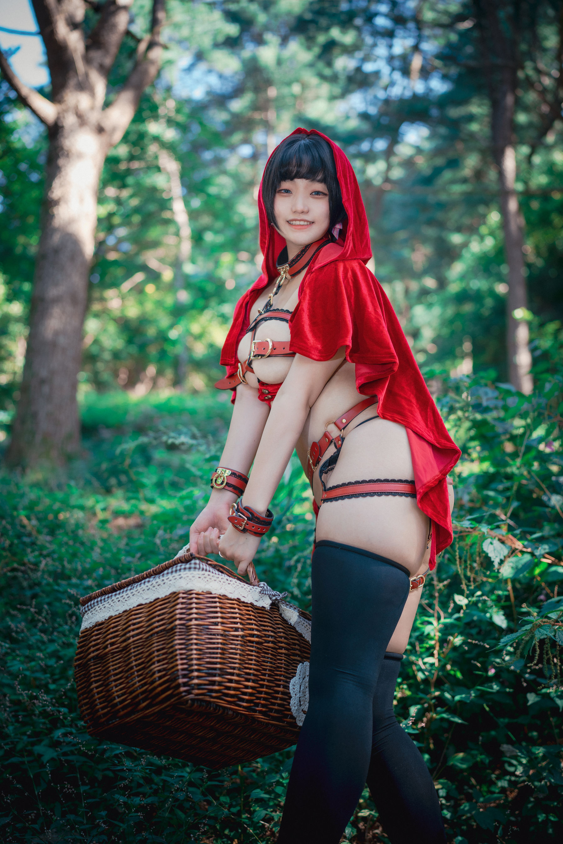 Mimmi - Naughty Red Hiring Hood-图8