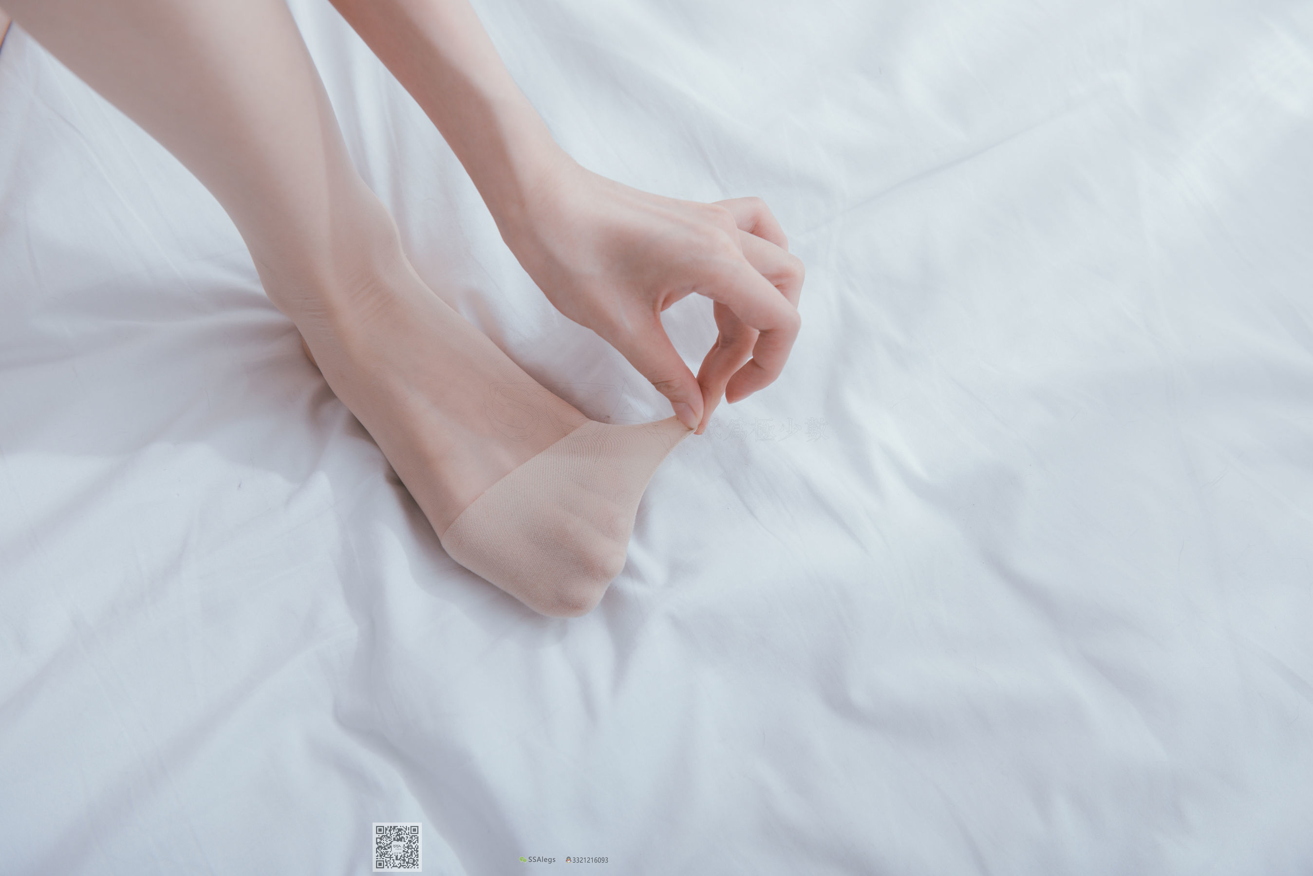 超清写真 No.003 我的公主梦肉丝裸足-图3