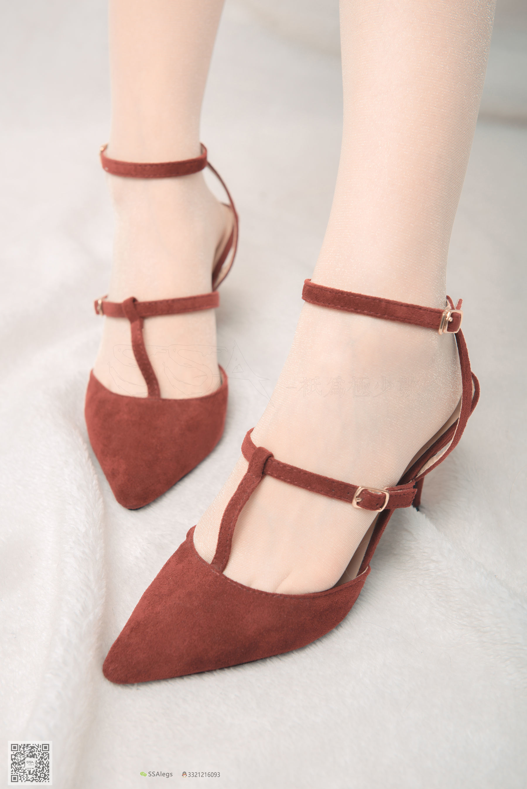 超清写真 No.014 小琪琪 闪光开裆丝袜的另一种演绎-图41