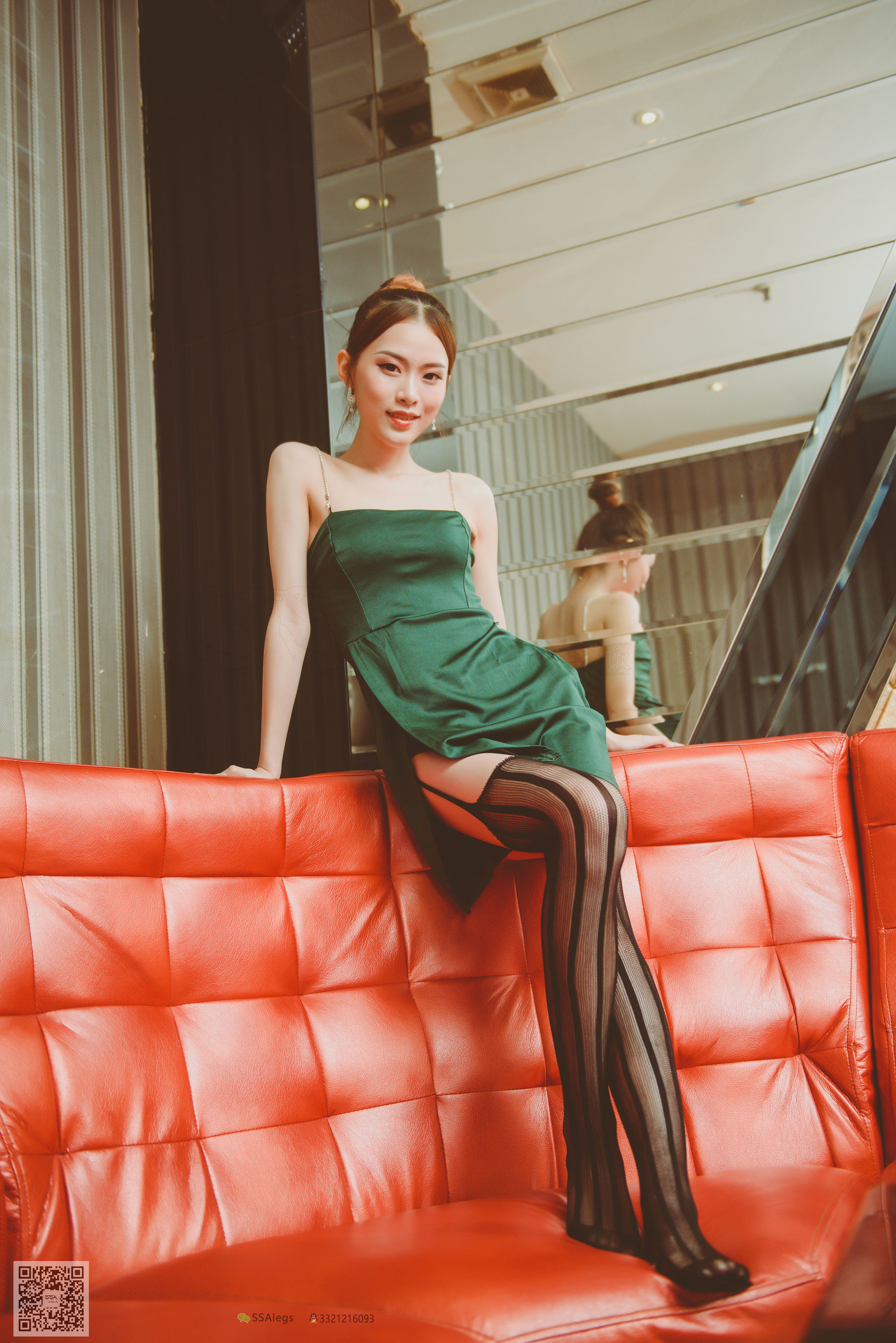 超清写真 No.019 琪琪 KTV骨感网袜美女-图16