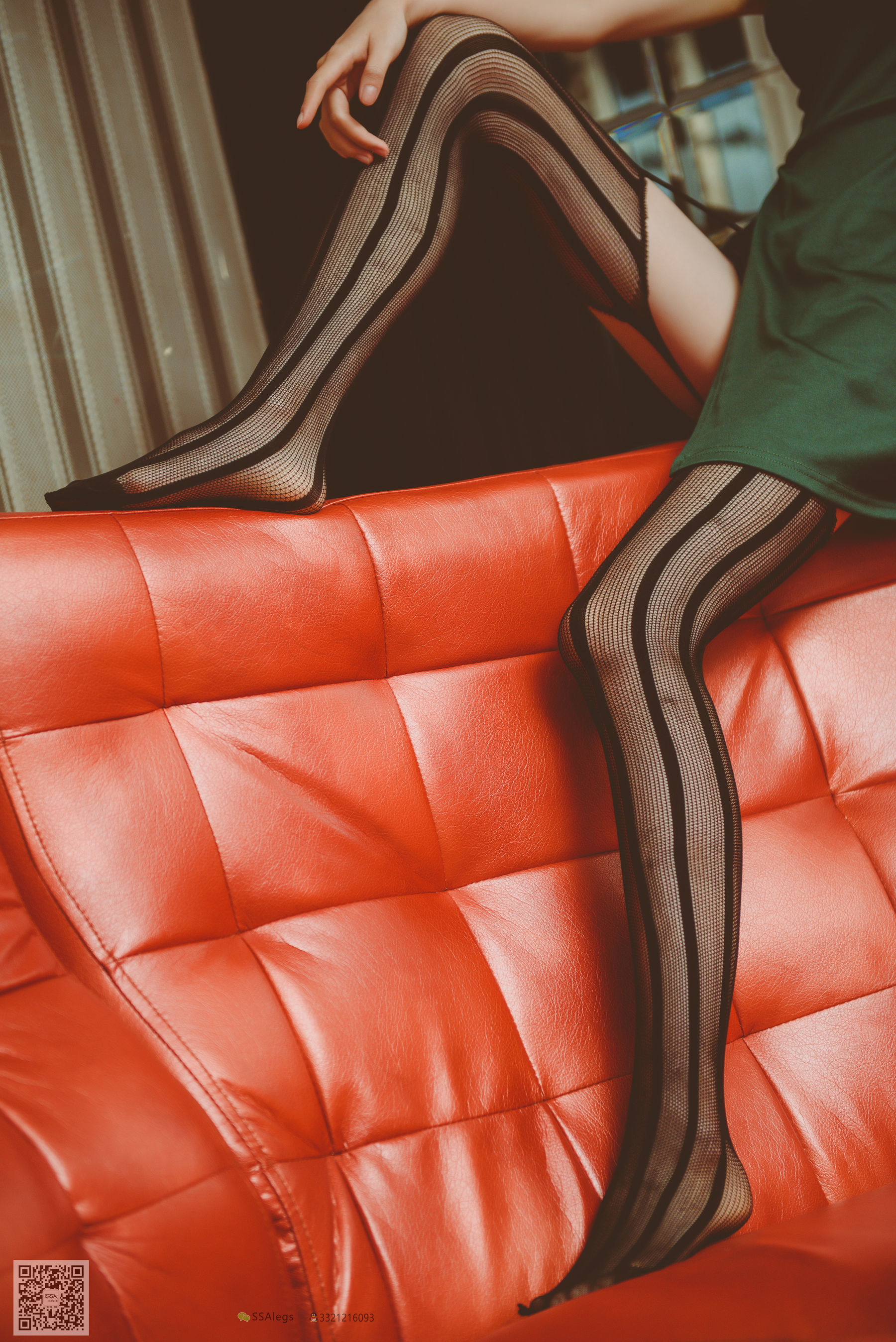 超清写真 No.019 琪琪 KTV骨感网袜美女-图18