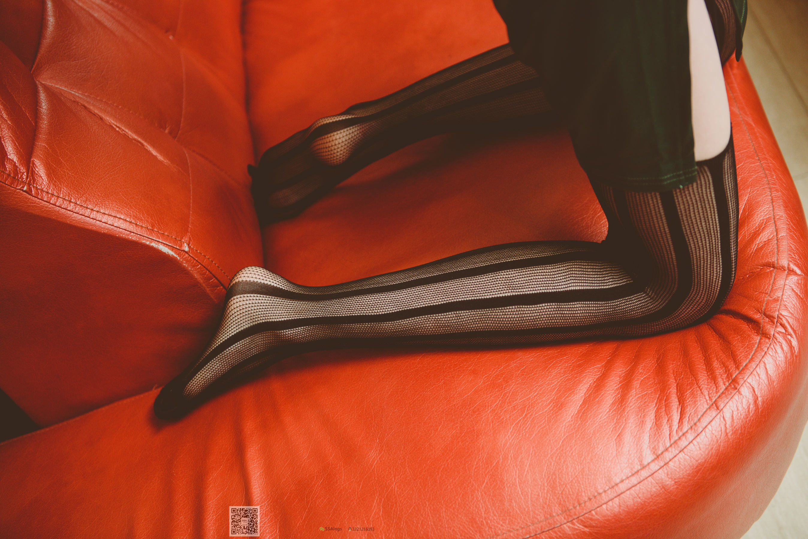 超清写真 No.019 琪琪 KTV骨感网袜美女-图32