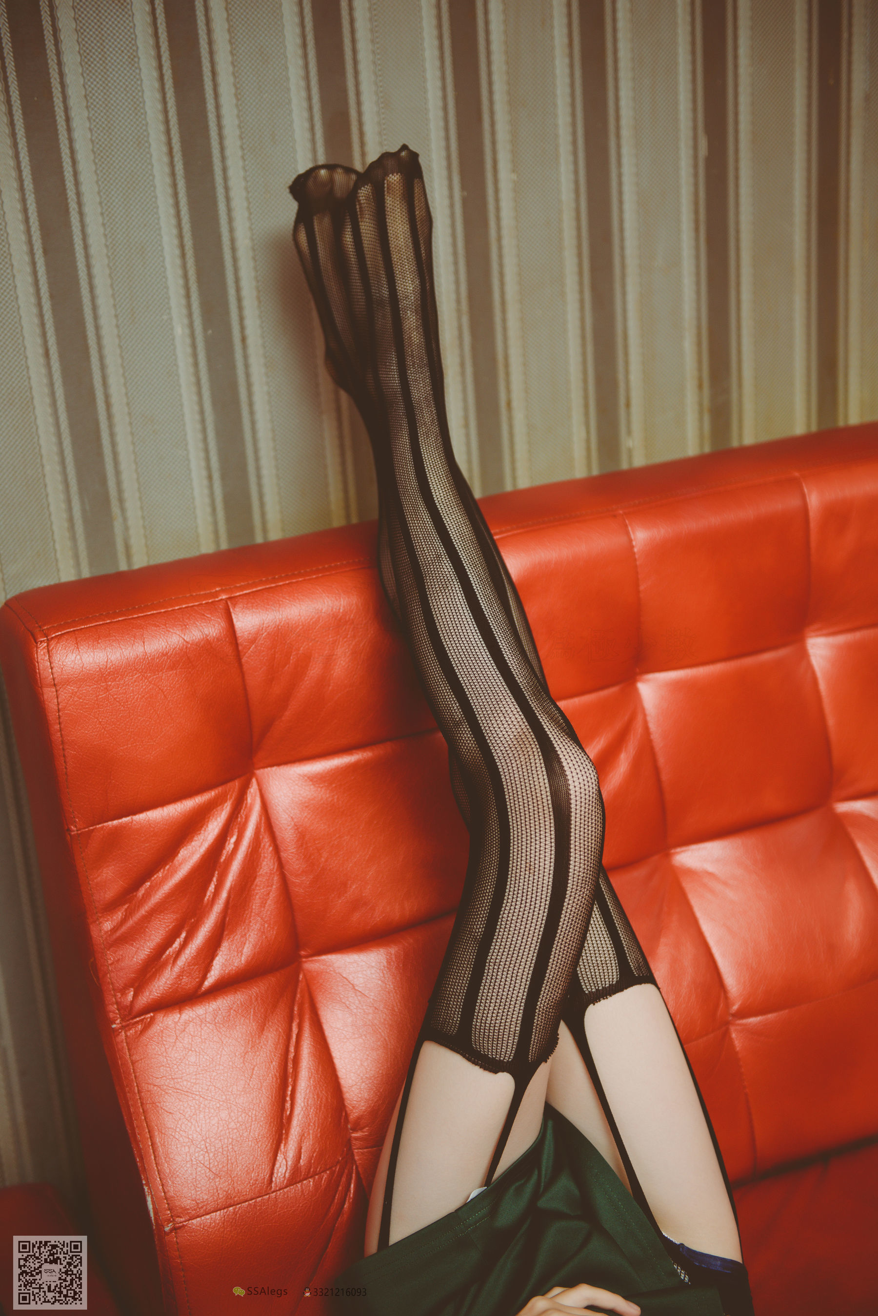 超清写真 No.019 琪琪 KTV骨感网袜美女-图53