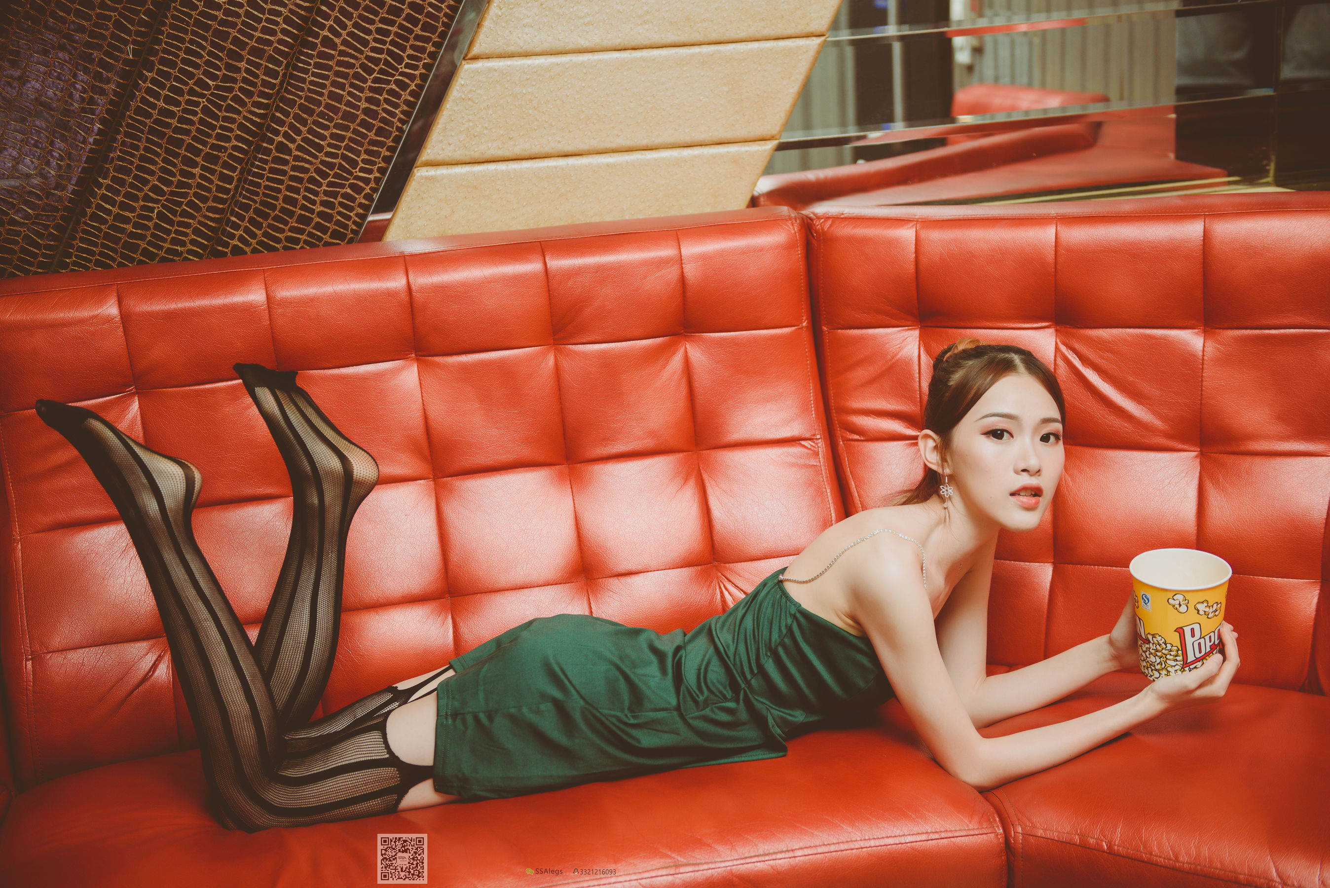 超清写真 No.019 琪琪 KTV骨感网袜美女-图67