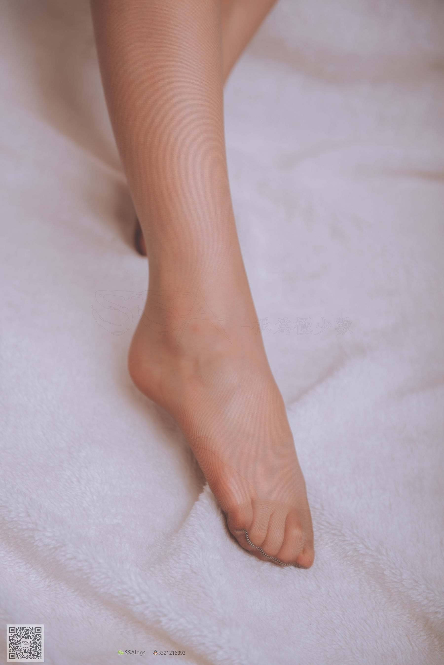 超清写真 No.020 小琪琪 女秘书闺房灰丝袜-图24