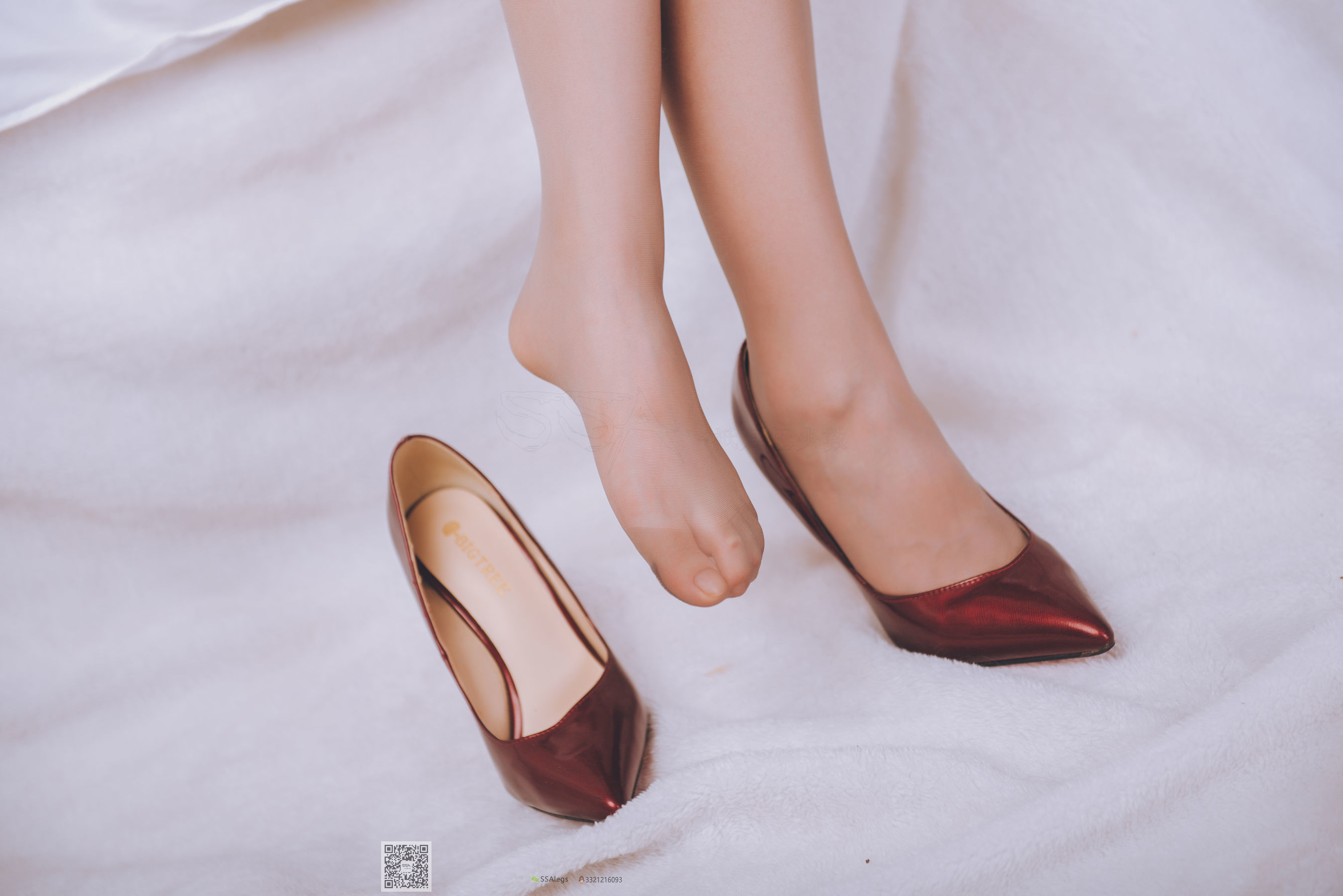 超清写真 No.020 小琪琪 女秘书闺房灰丝袜-图70