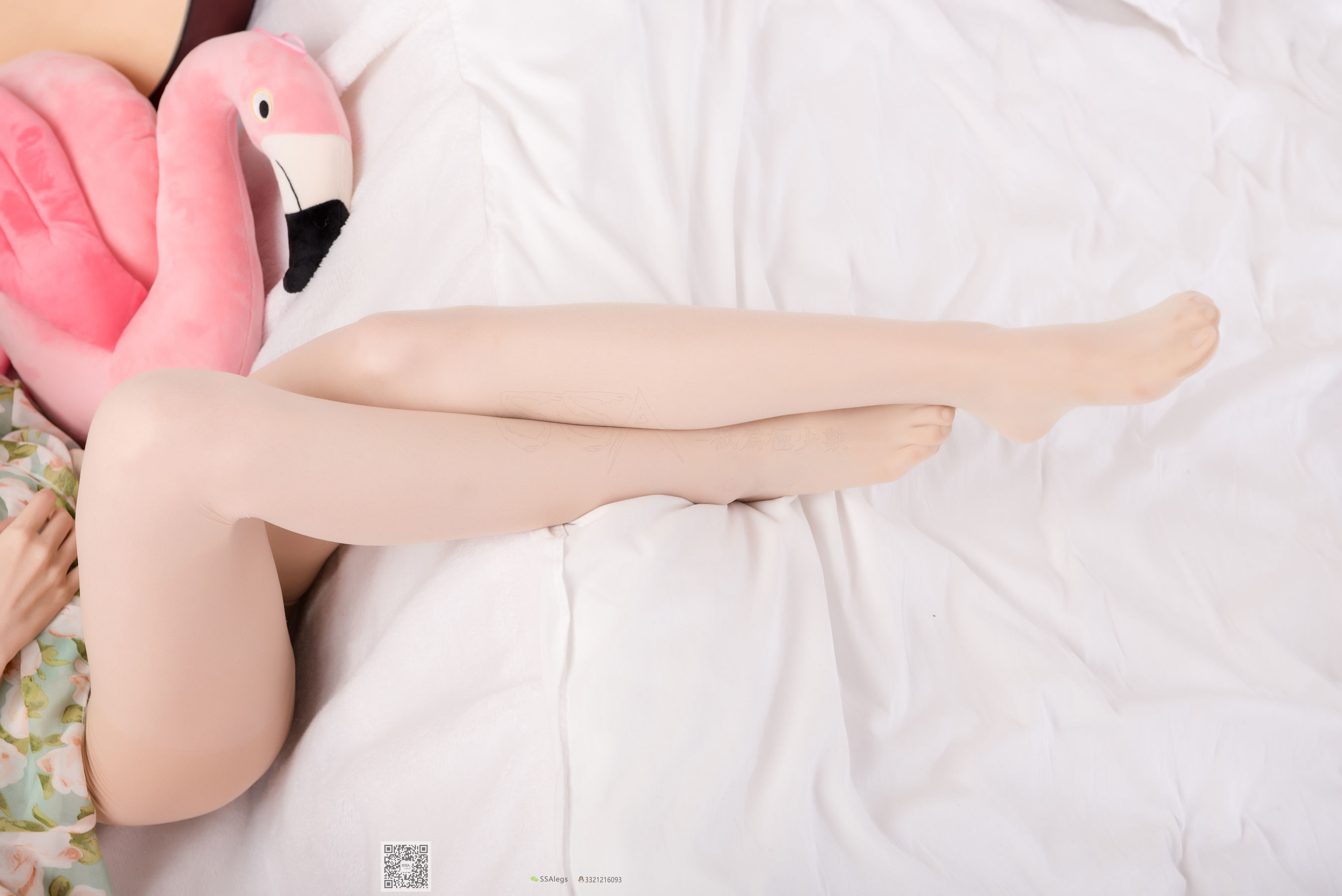 超清写真 No.022 琪琪 化身灵魂画师肉丝美足-图54