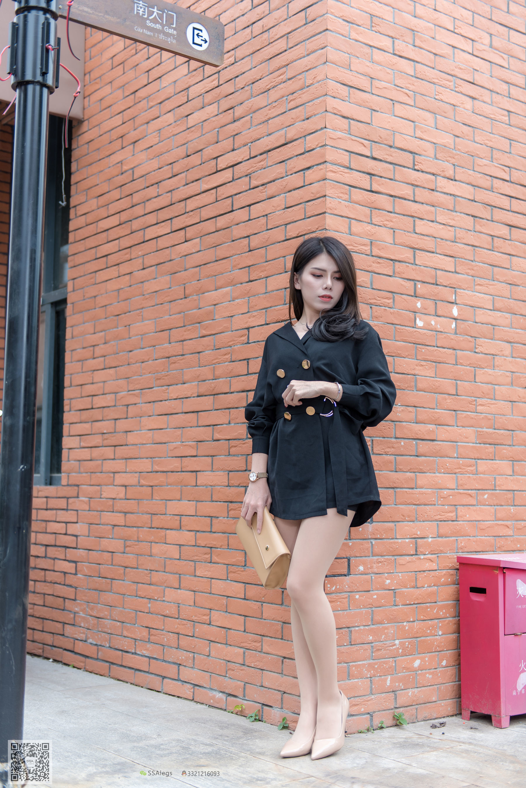 超清写真 No.024 高冷混血女王芷沫 肉丝街拍-图61