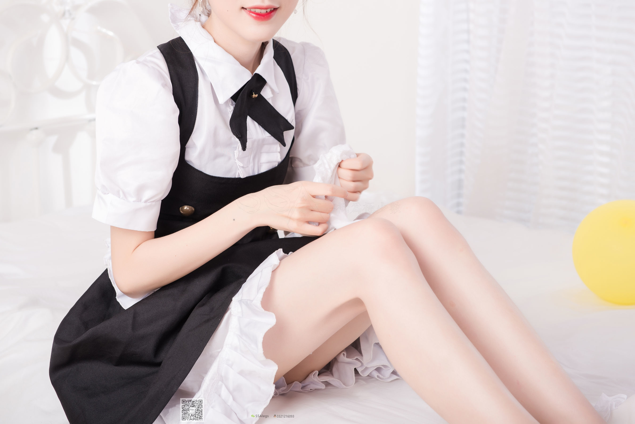 超清写真 No.025 甜美凤琪琪 女仆长筒丝袜-图2