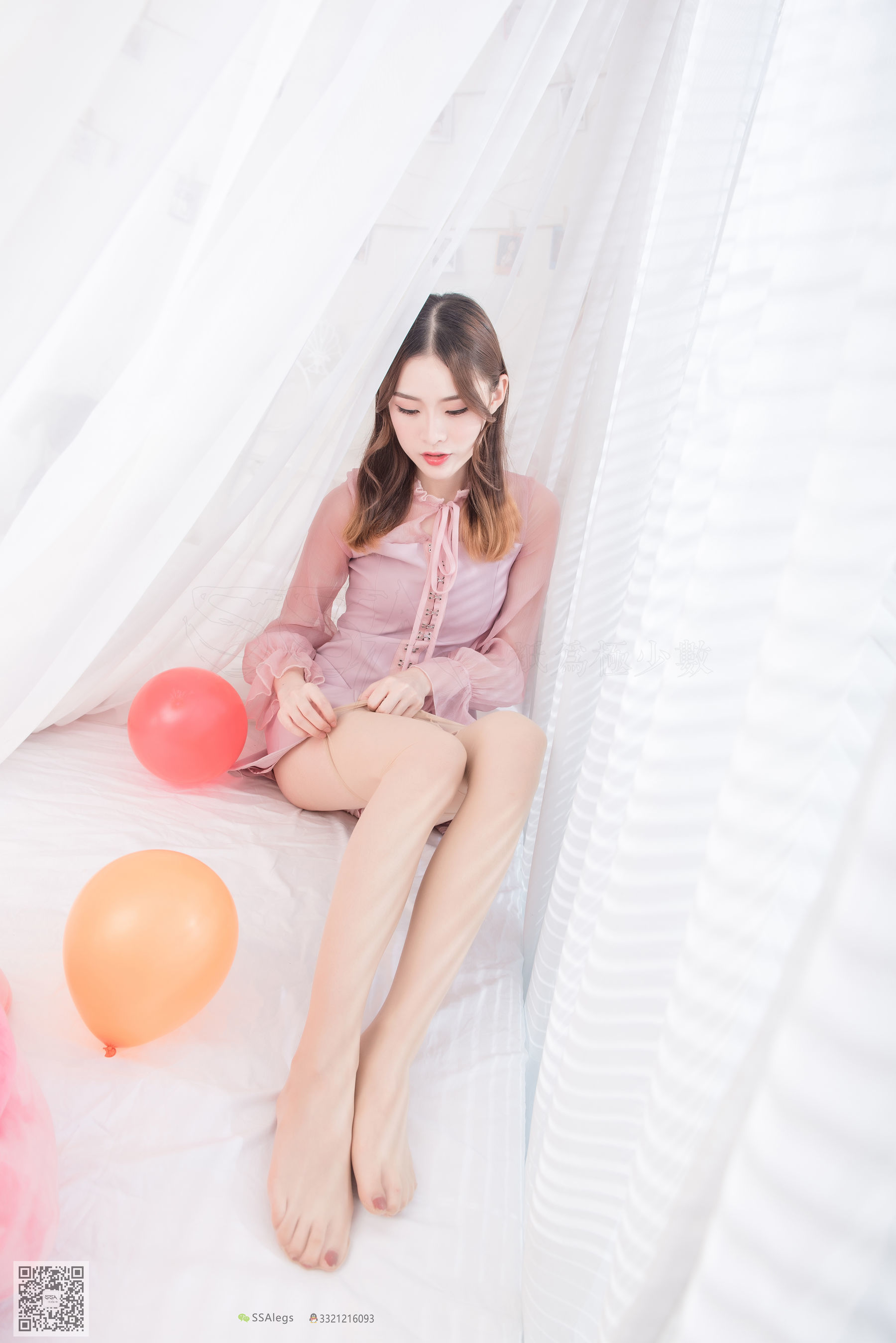 超清写真 No.027 小琪琪 肉色开档丝袜-图3