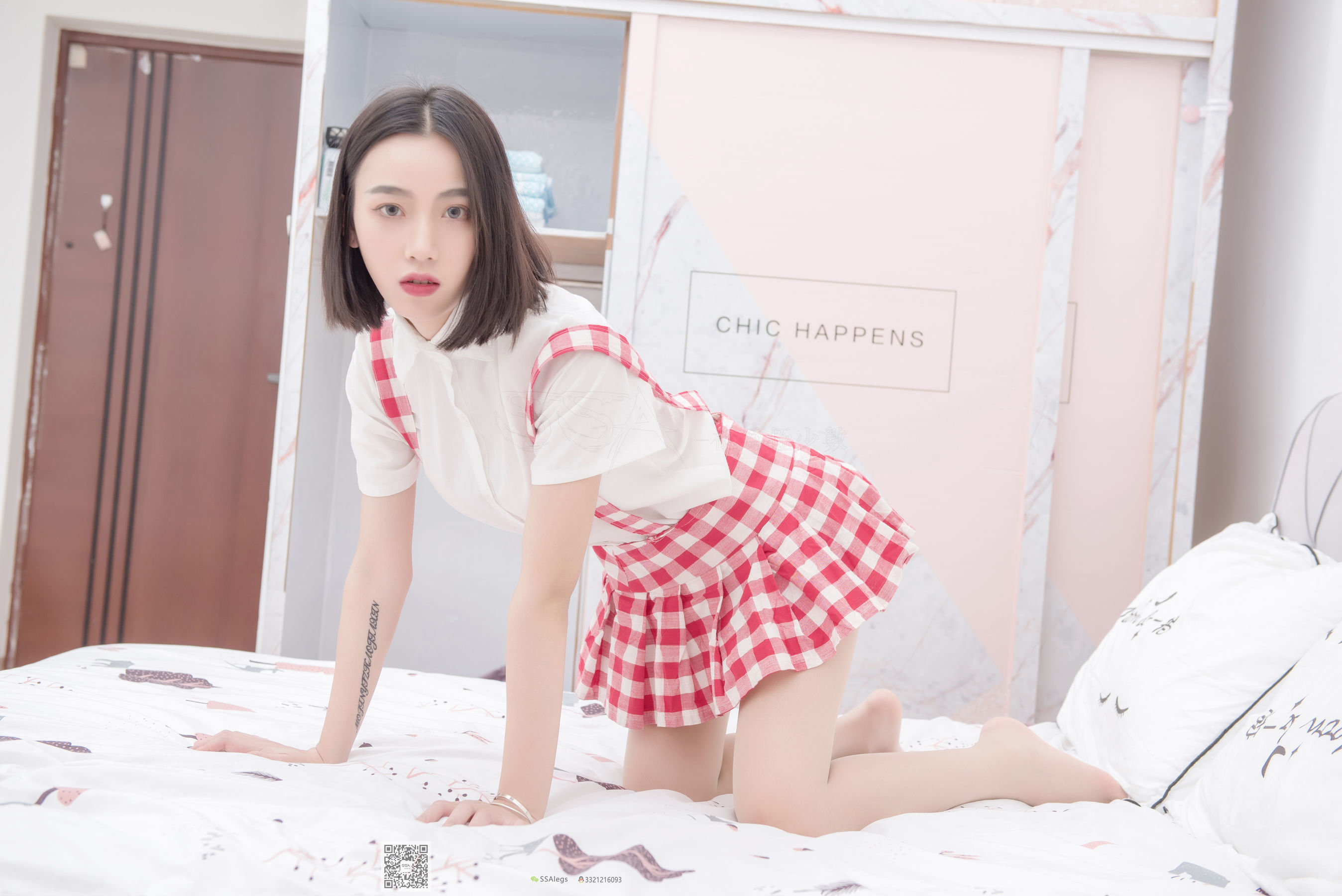 超清写真 No.033 大大 红白格子齐臀超短裙肉丝-图23