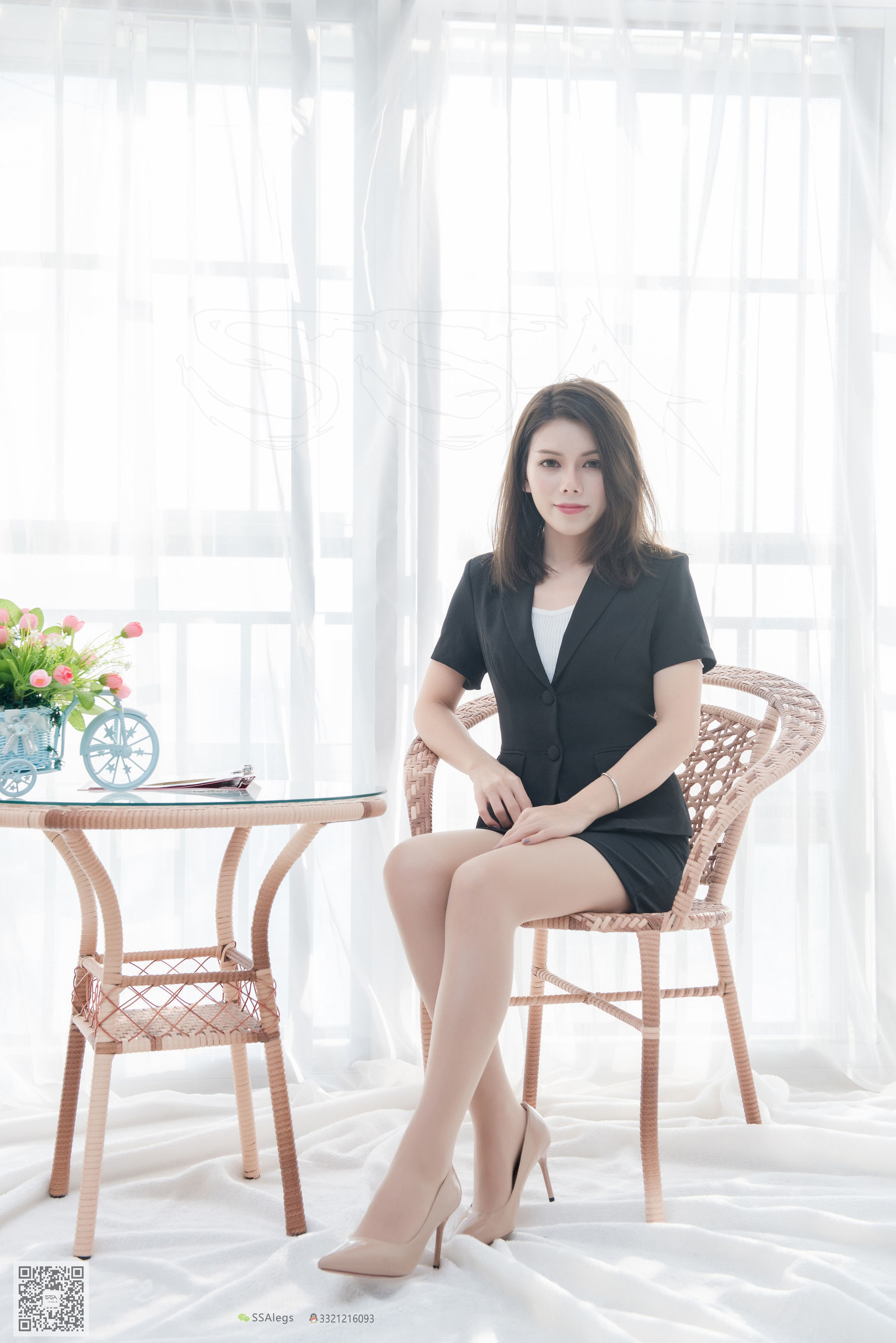 超清写真 No.046 芷沫 阳光下的混血美女同事-图0