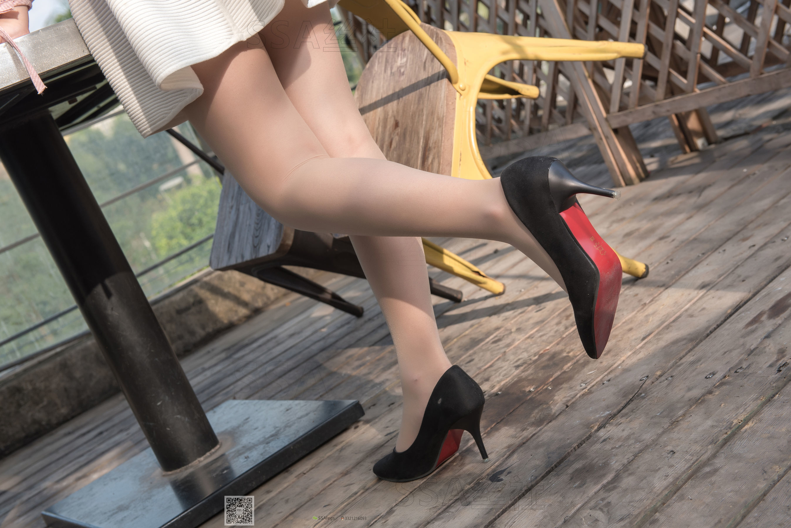 超清写真 No.052 西西 街拍小白裙-图12