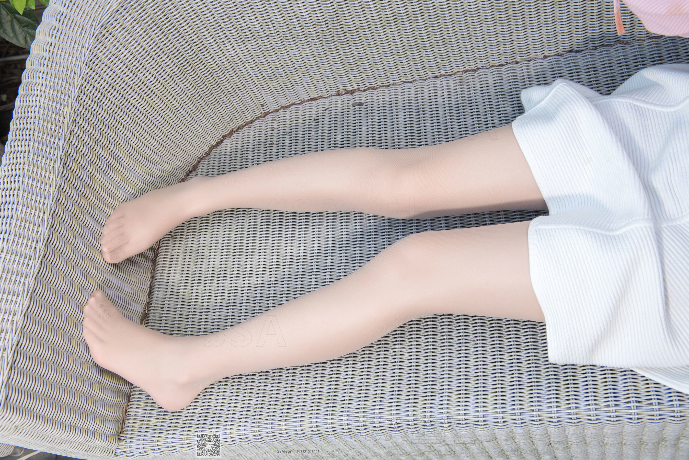 超清写真 No.052 西西 街拍小白裙-图91