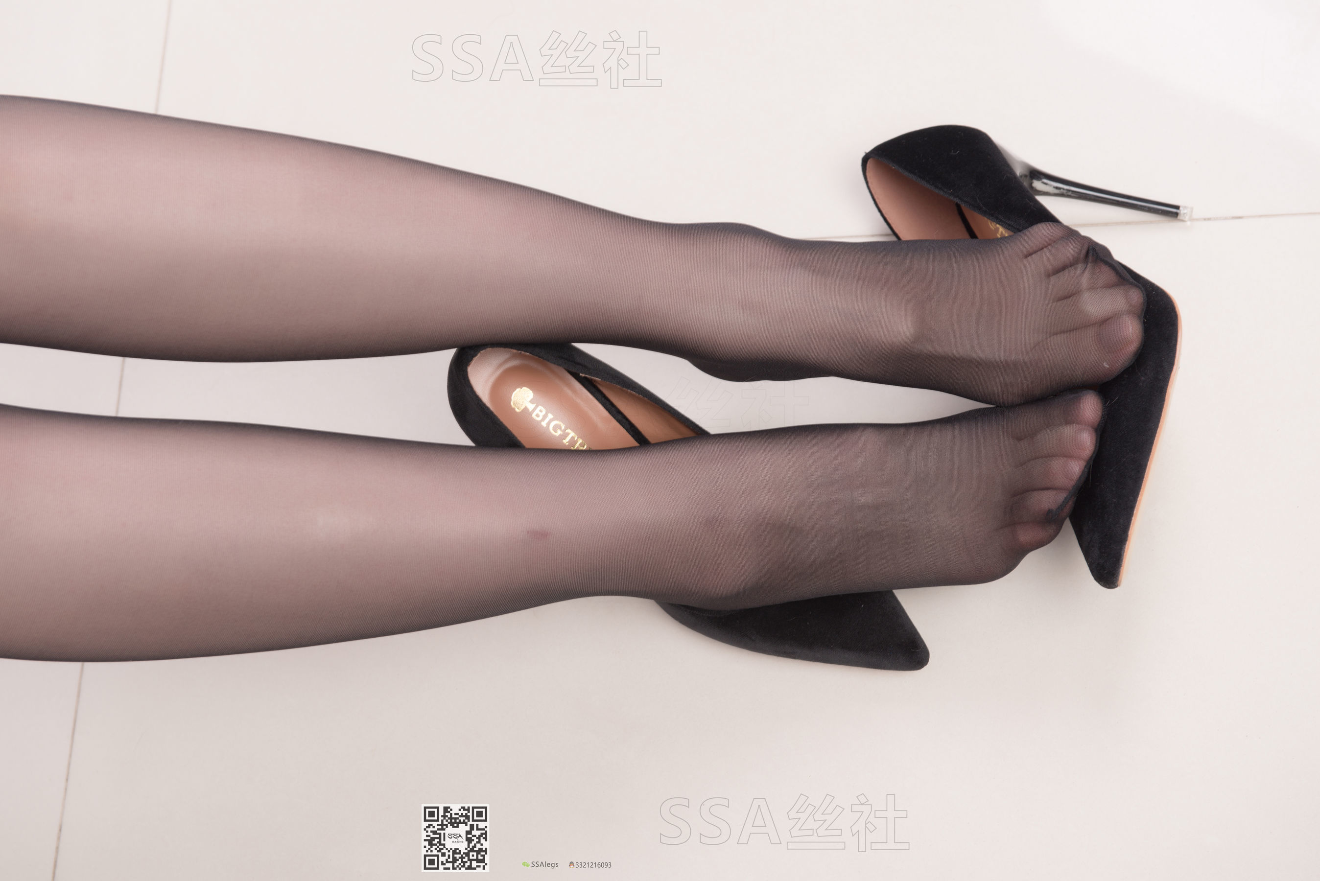 超清写真 No.093 腿模雯雯 空姐制服show-图70