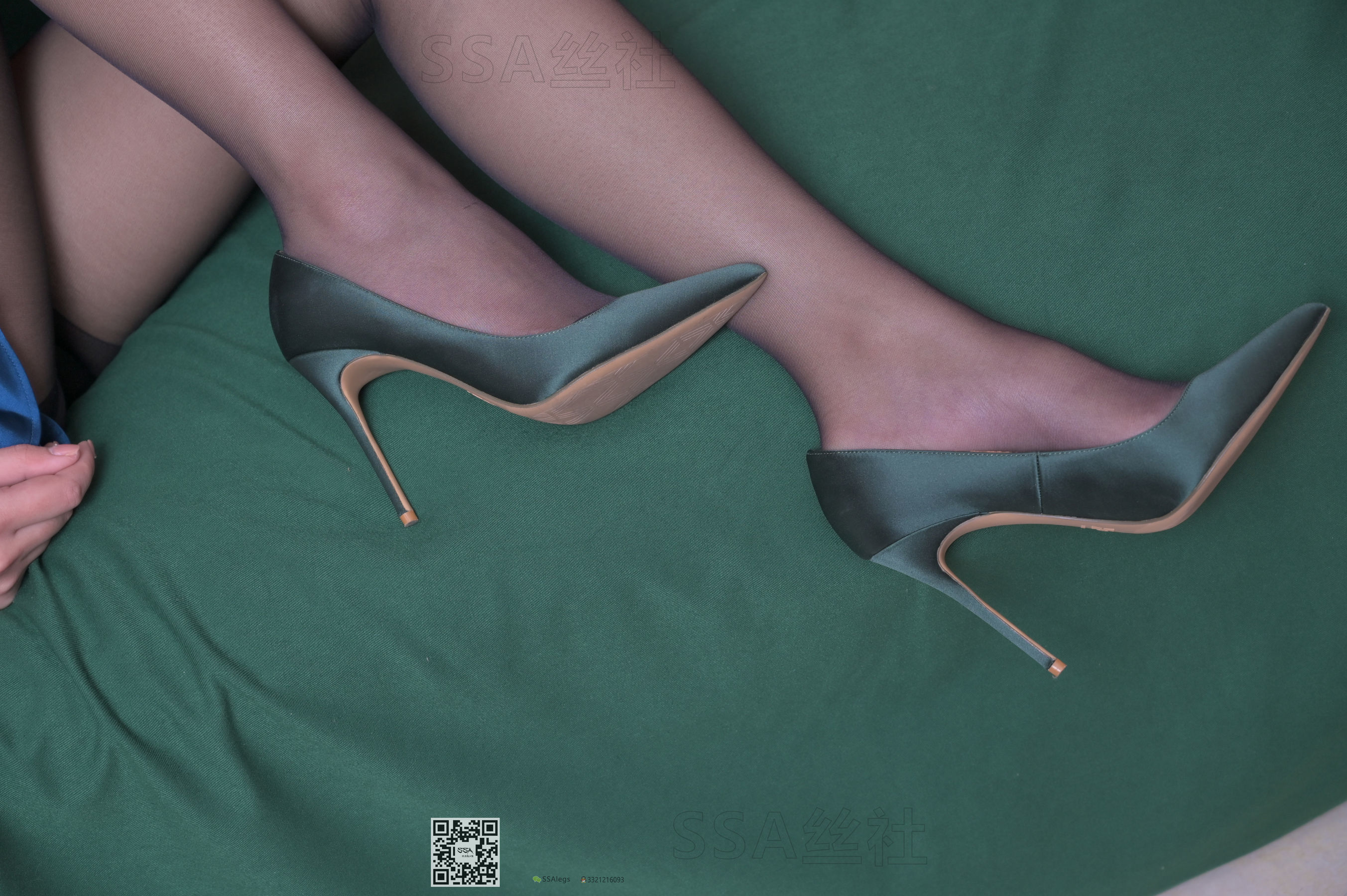 超清写真 No.095 大大 欧式复古房间的黑丝腿模-图39