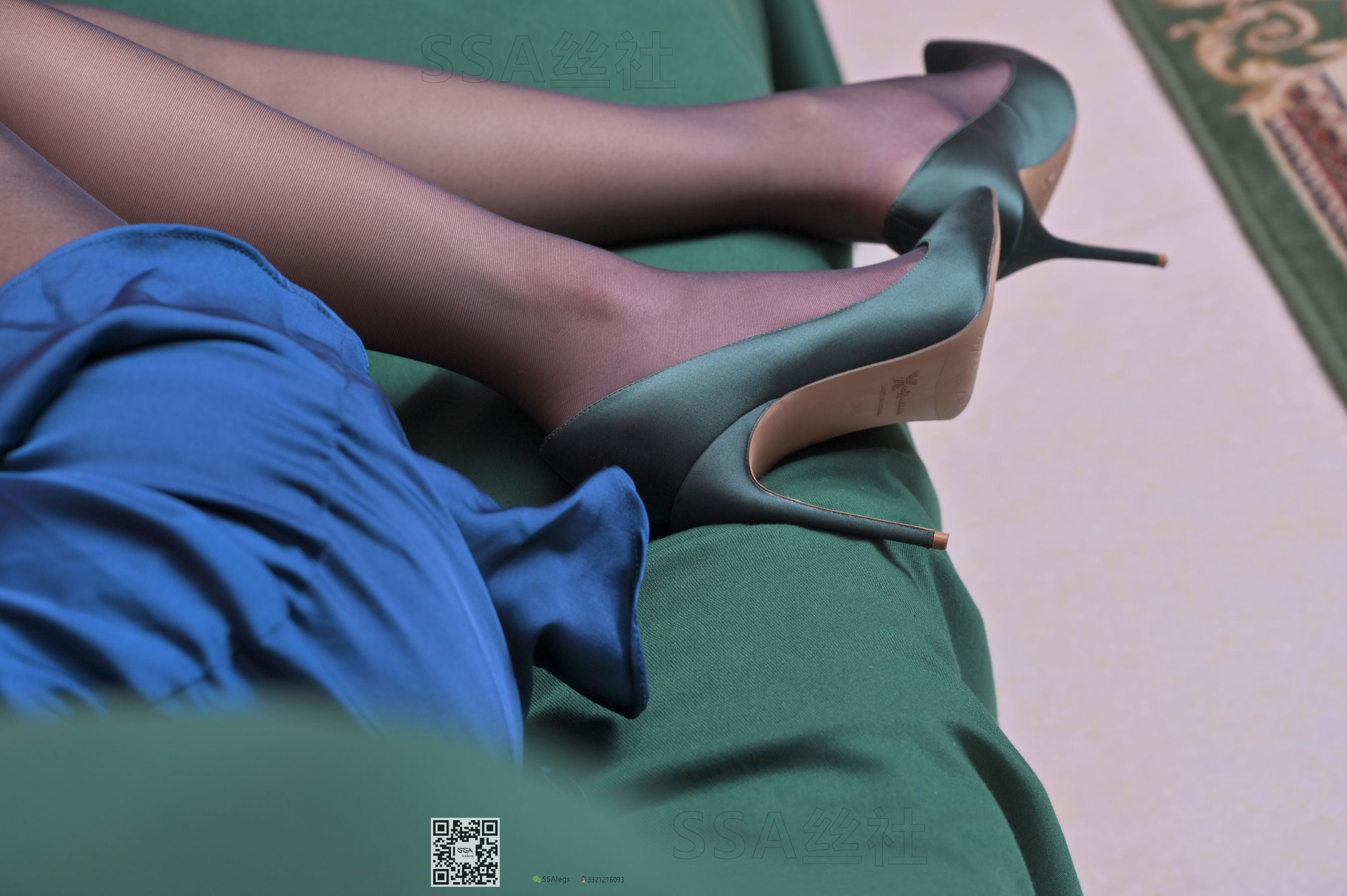 超清写真 No.095 大大 欧式复古房间的黑丝腿模-图44