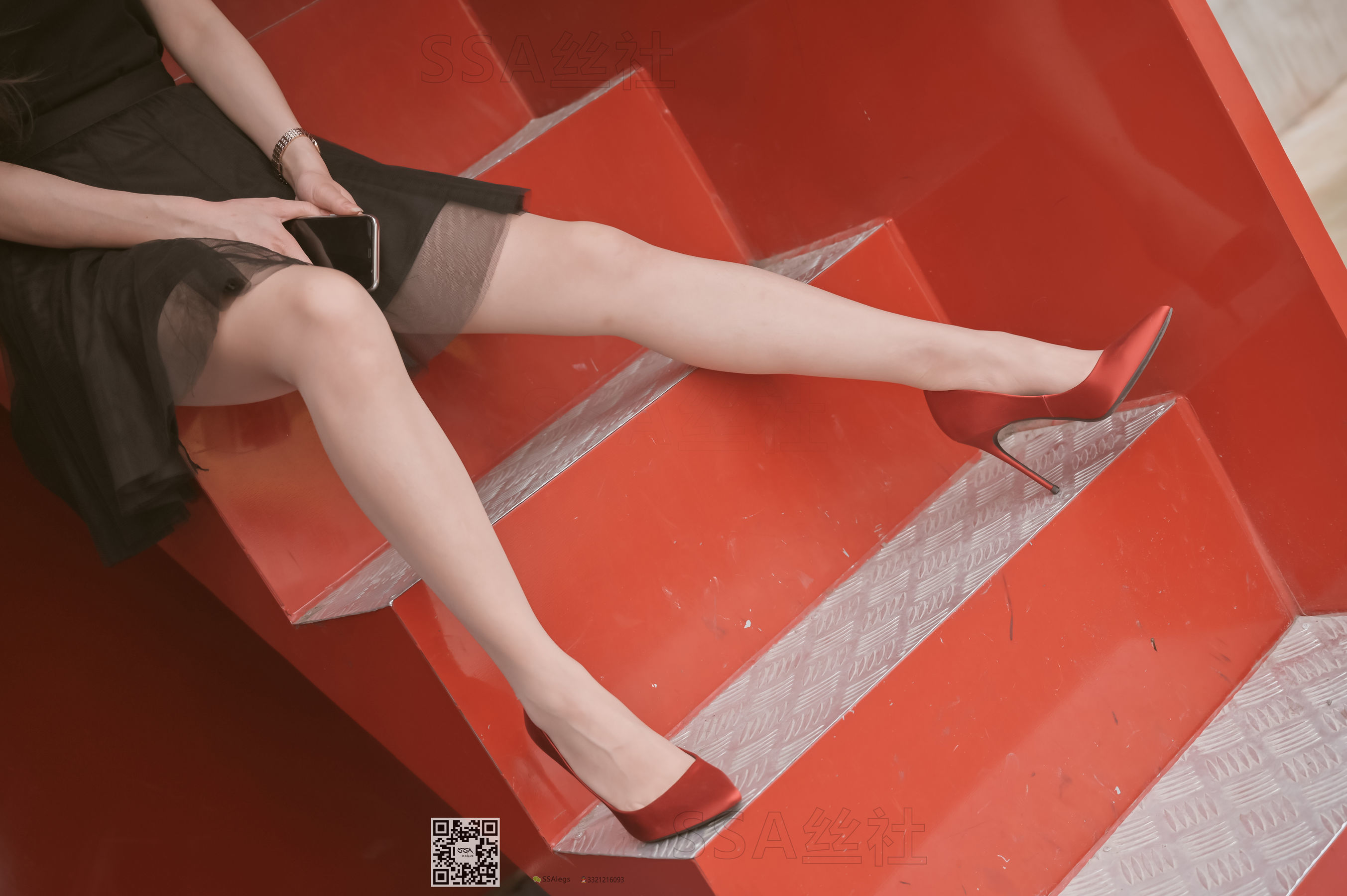 超清写真 No.097 雪梨 腿模街拍红色高跟鞋肉丝-图18