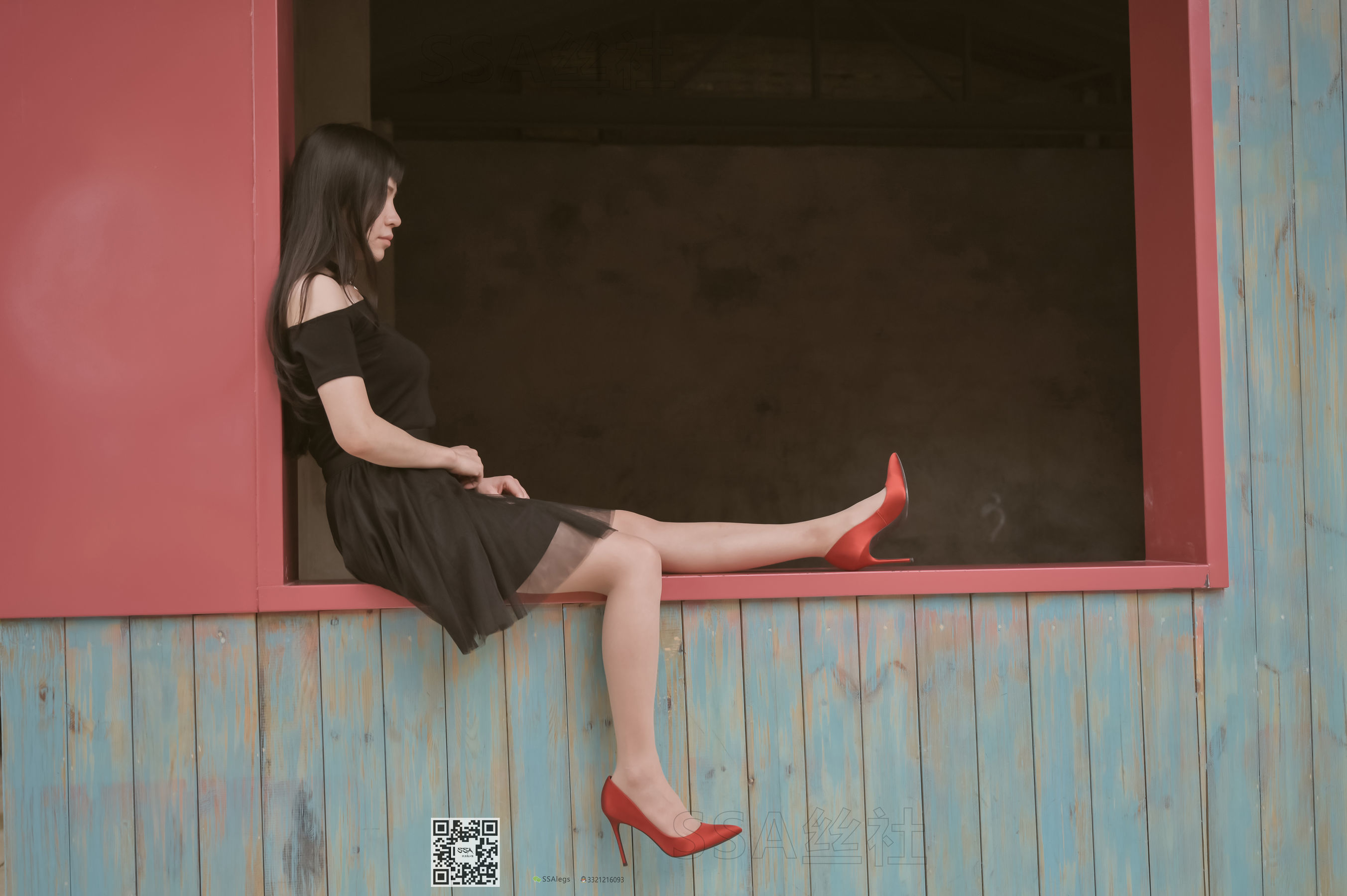 超清写真 No.097 雪梨 腿模街拍红色高跟鞋肉丝-图24