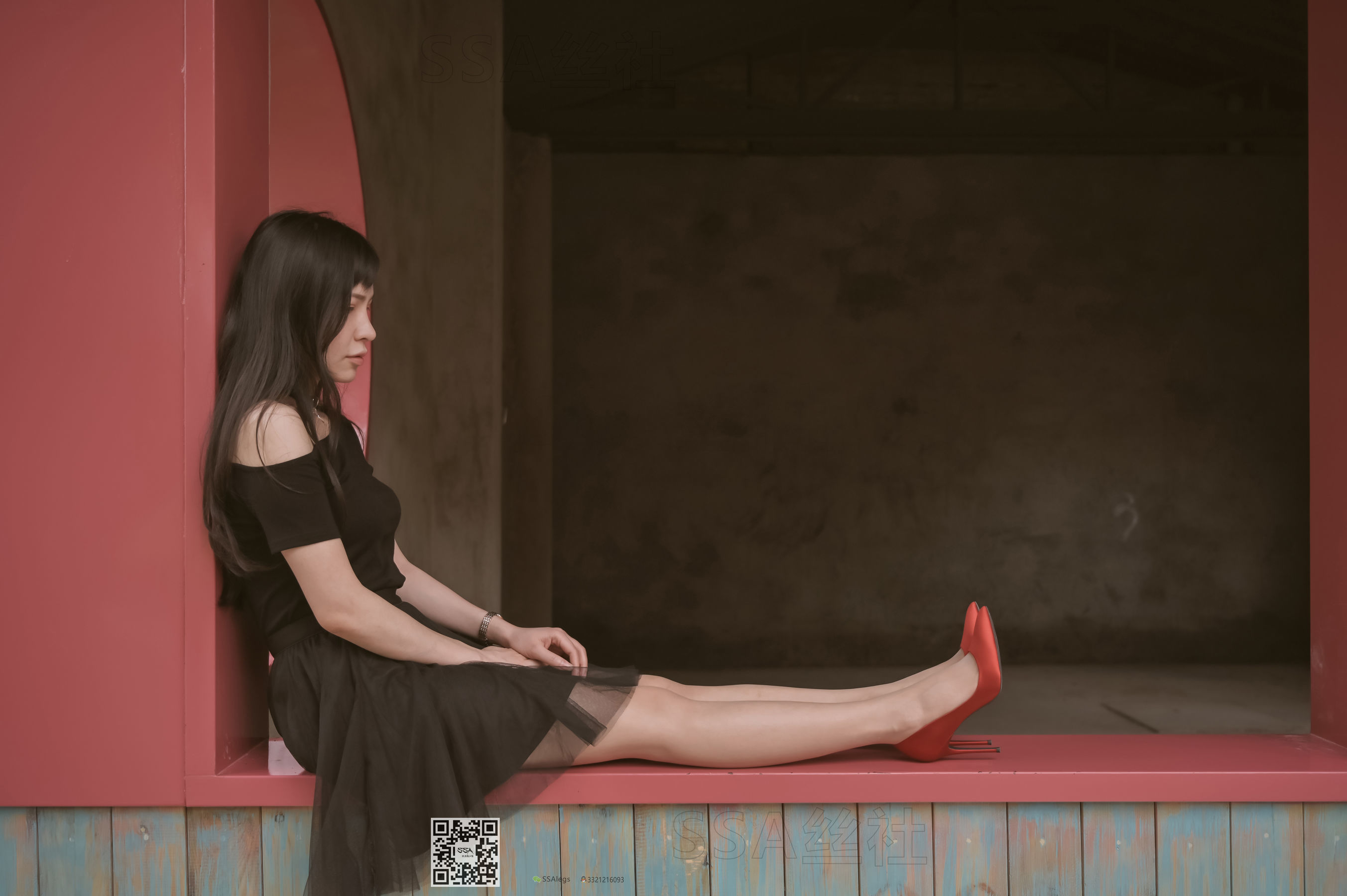超清写真 No.097 雪梨 腿模街拍红色高跟鞋肉丝-图30