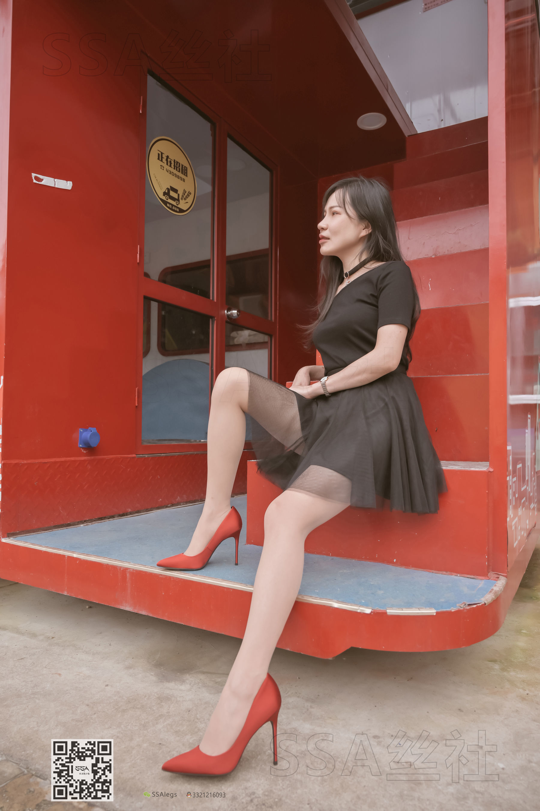 超清写真 No.097 雪梨 腿模街拍红色高跟鞋肉丝-图3