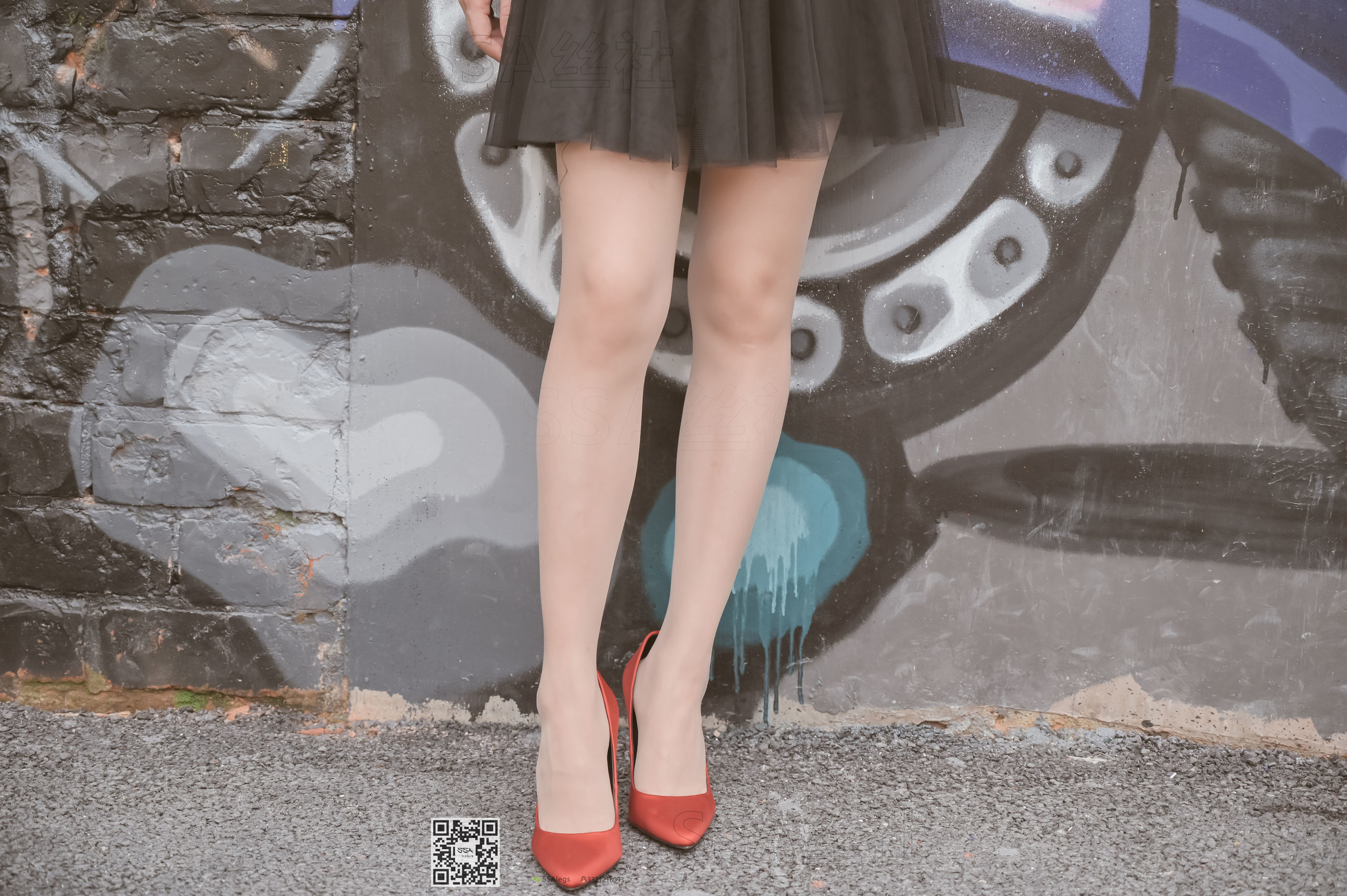 超清写真 No.097 雪梨 腿模街拍红色高跟鞋肉丝-图43
