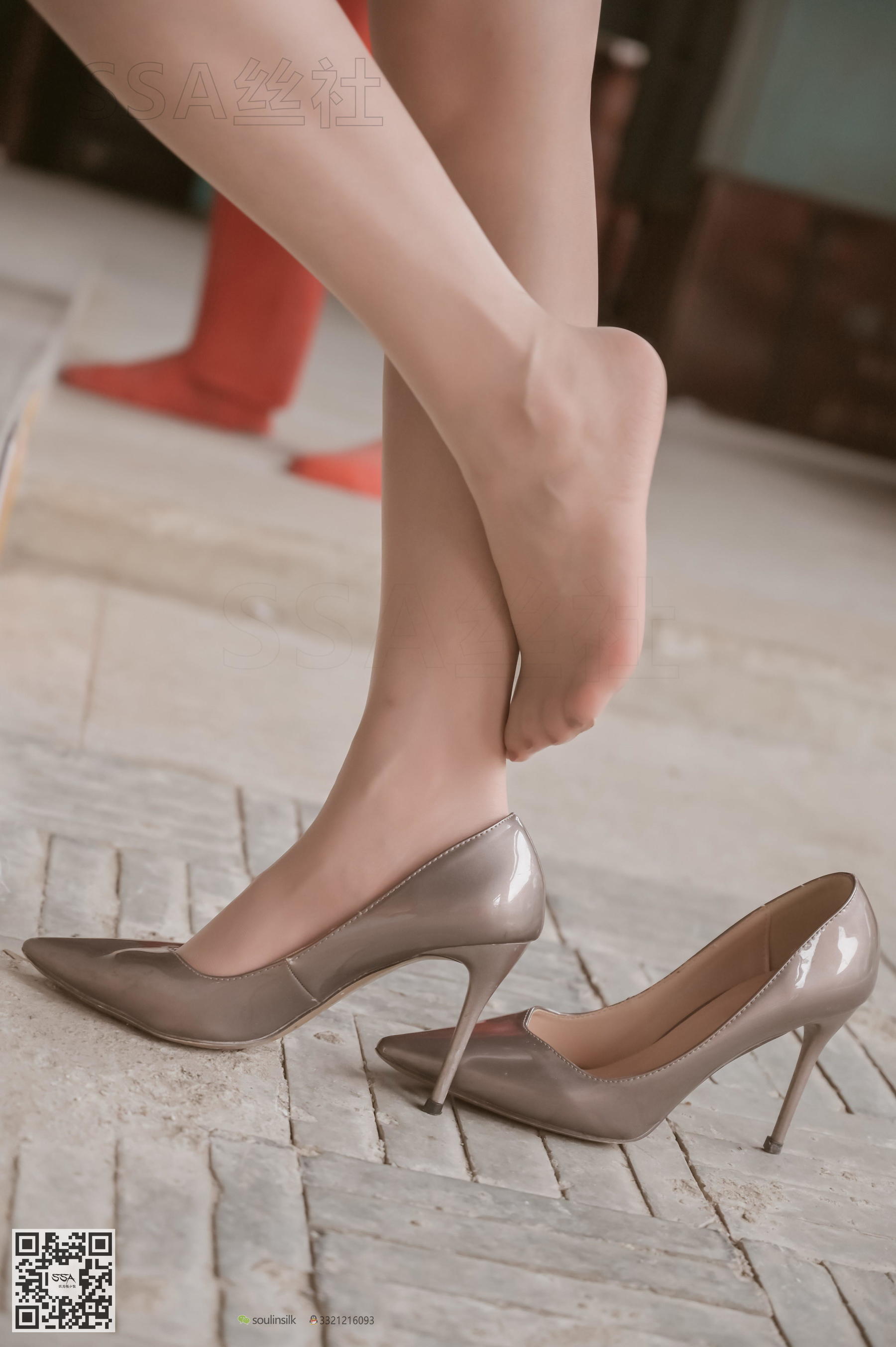 超清写真 No.099 雪梨 街拍短裙丝袜-图85