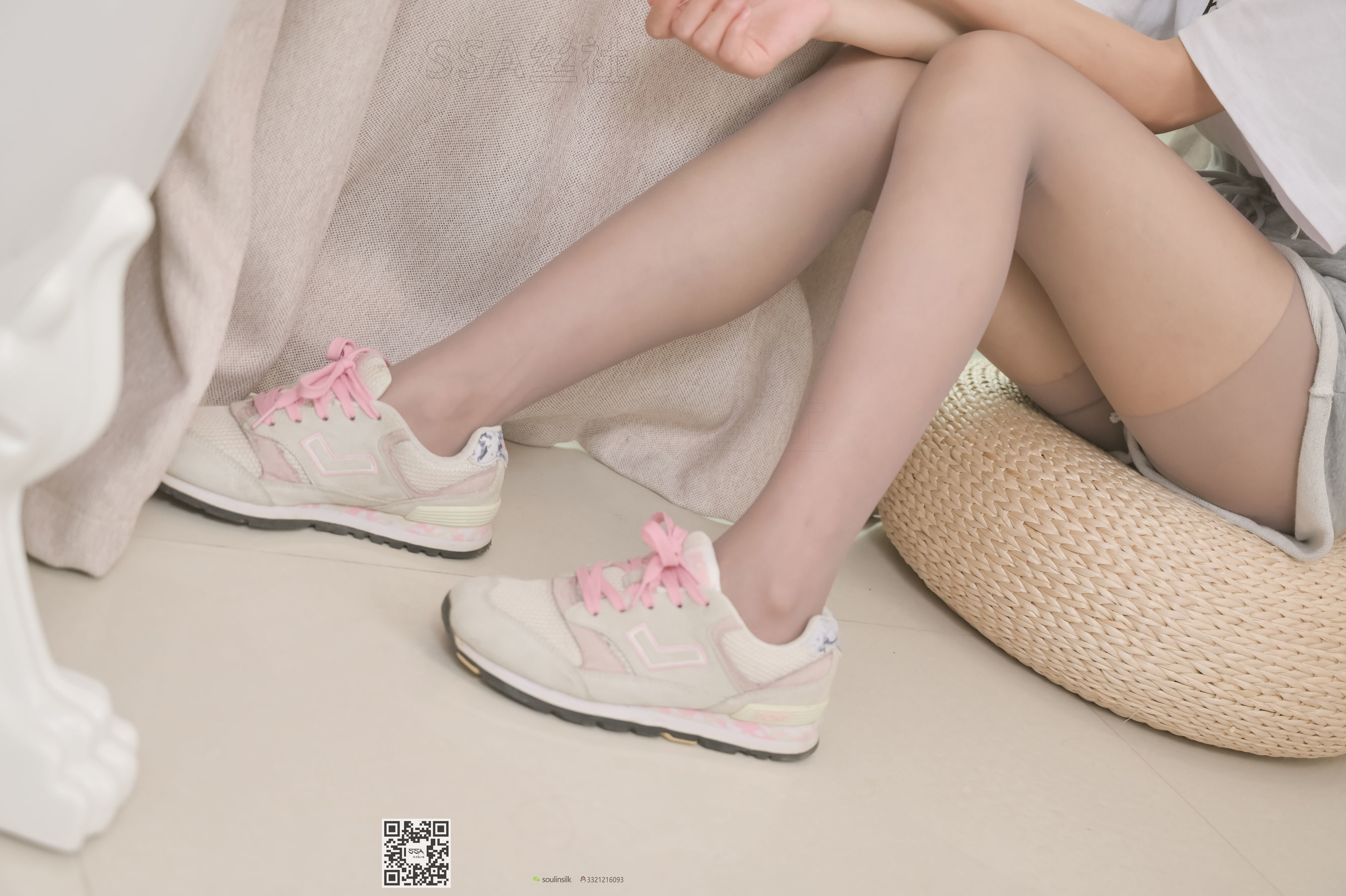 超清写真 No.103 腿模君君 每个角度都有不一样的她-图2