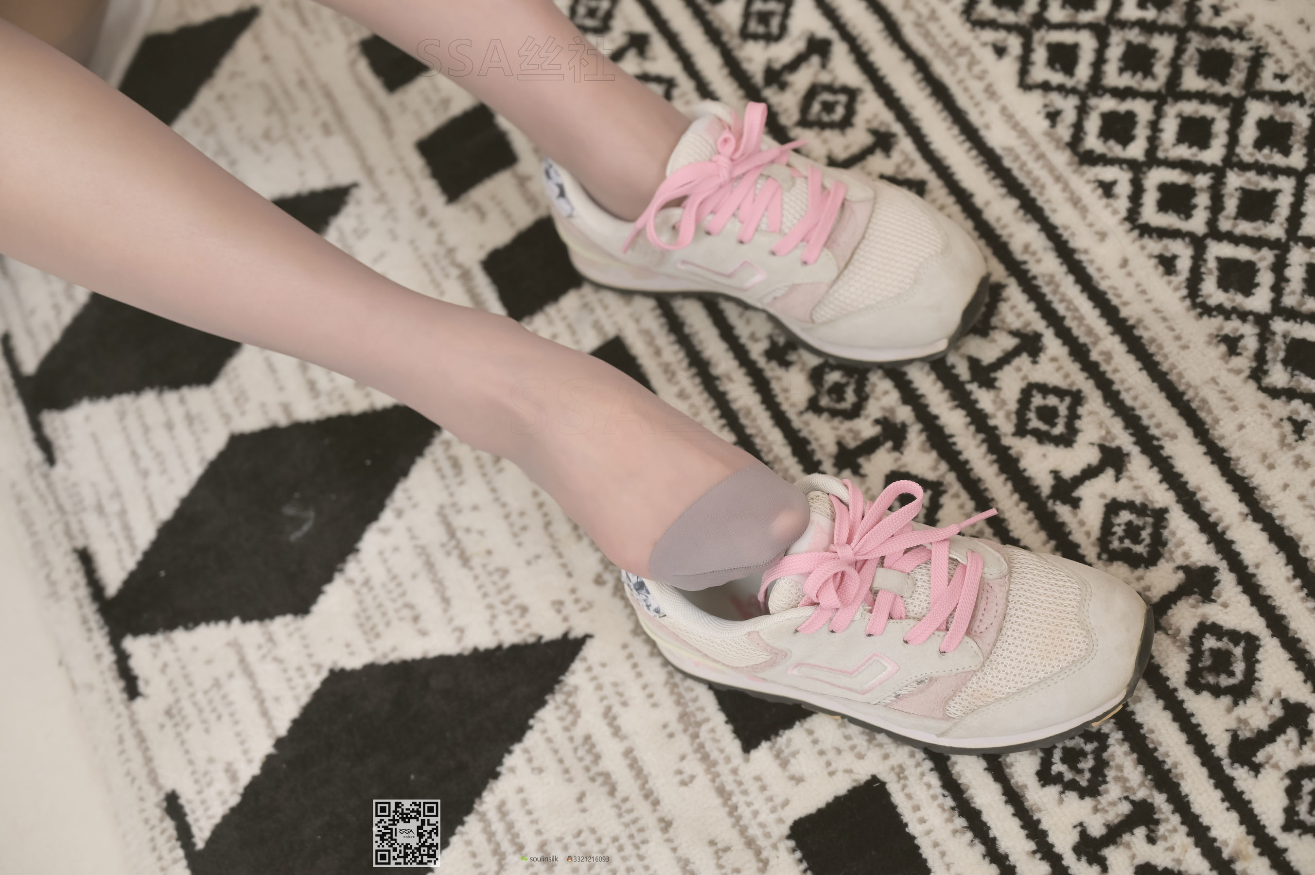 超清写真 No.103 腿模君君 每个角度都有不一样的她-图79