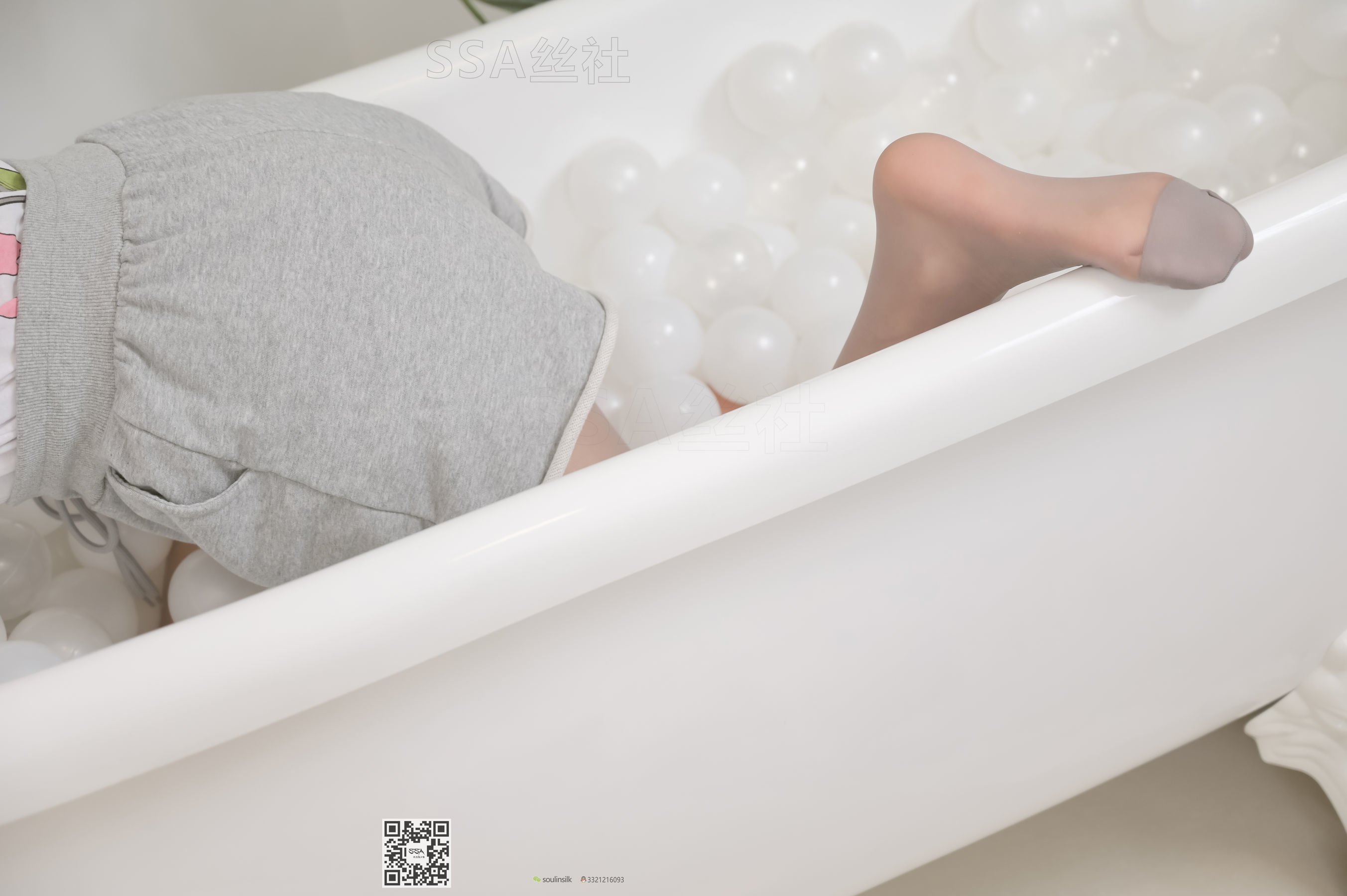 超清写真 No.103 腿模君君 每个角度都有不一样的她-图97