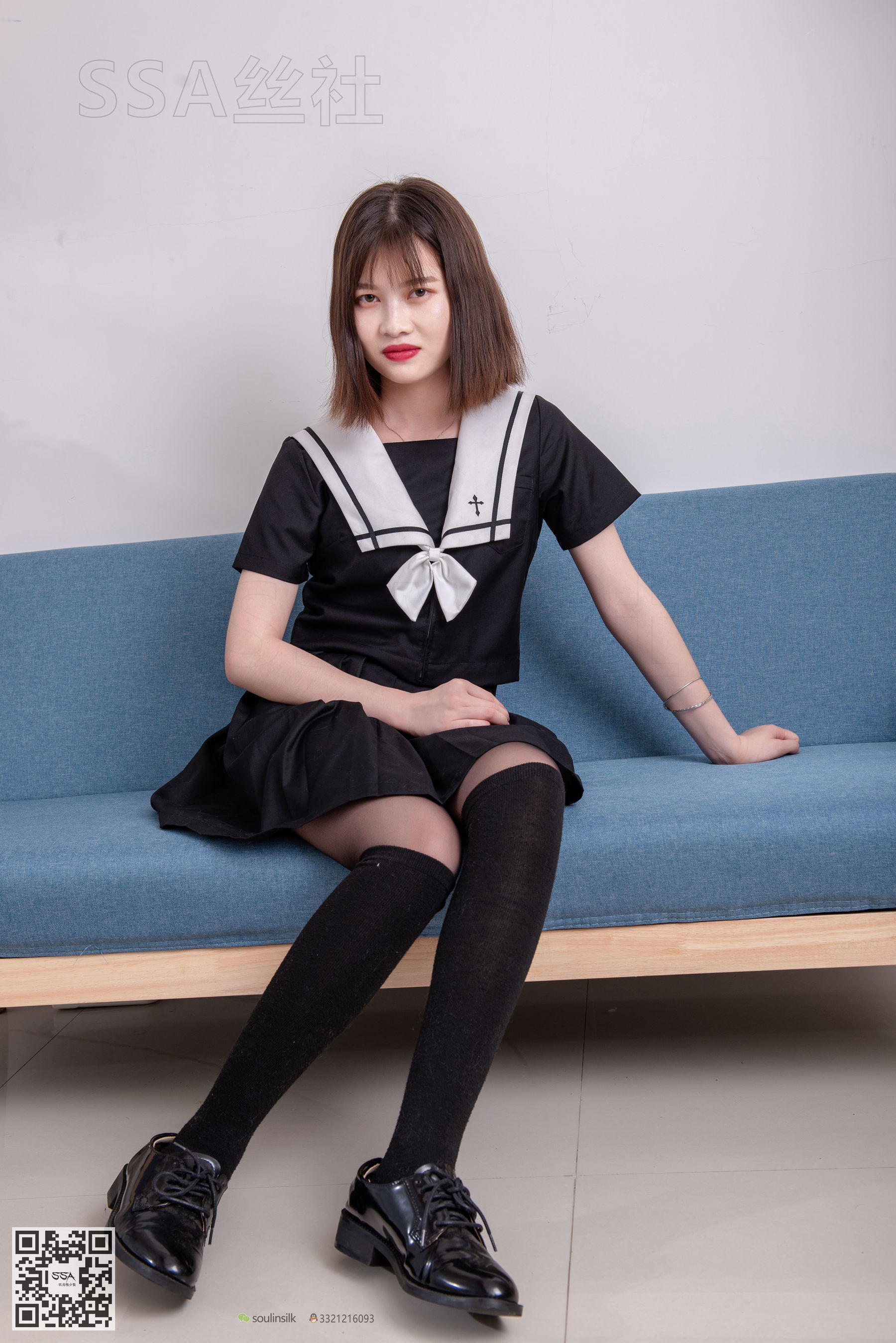 超清写真 No.113 腿模穗子 教你穿黑色系JK制服-图0