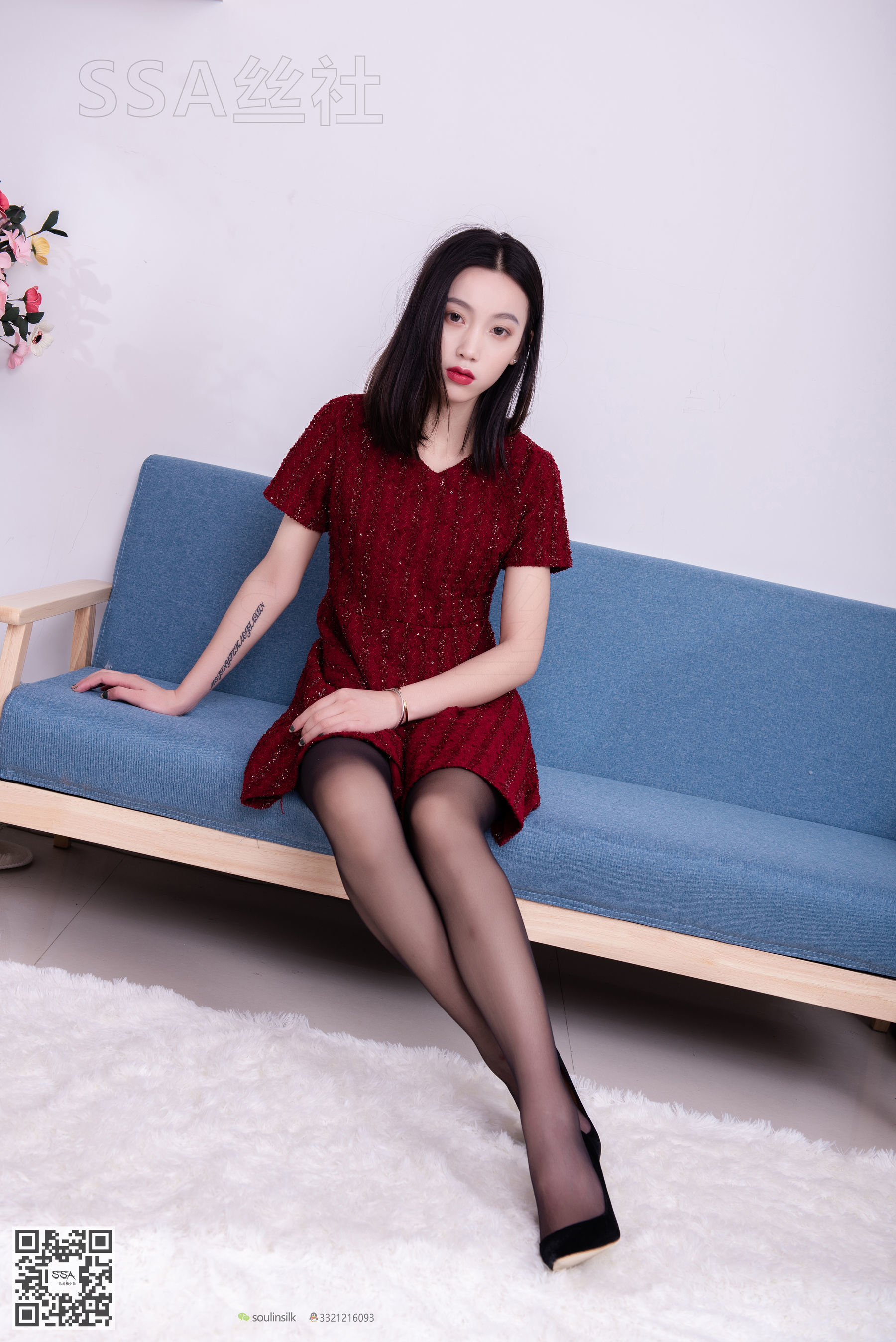 超清写真 No.121 大大 丝袜体验师腿模-图3