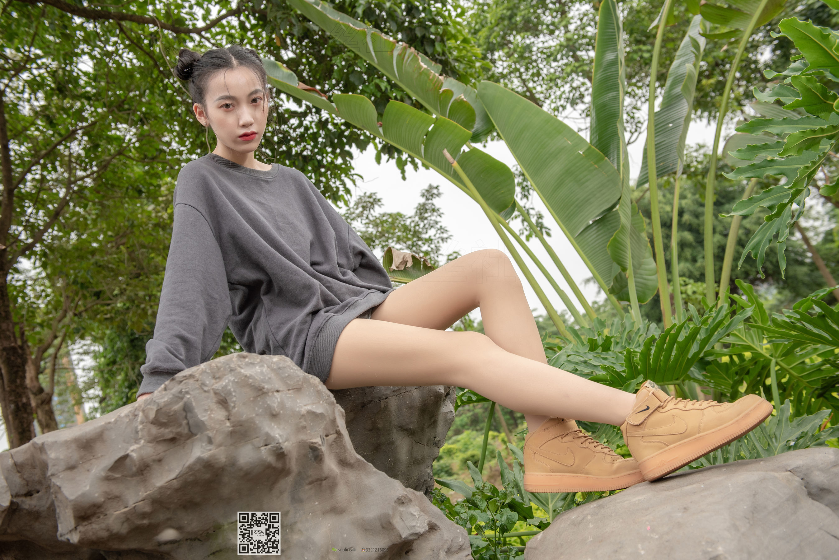 超清写真 No.125 腿模大大 郊外踏青之旅-图25