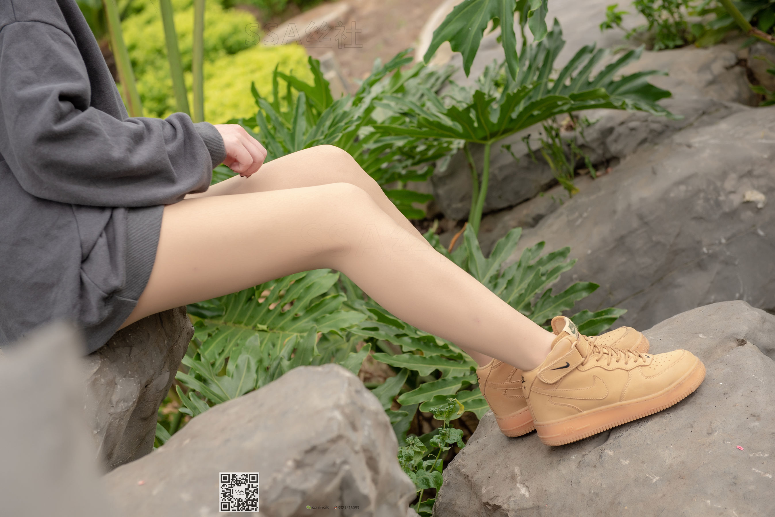 超清写真 No.125 腿模大大 郊外踏青之旅-图30