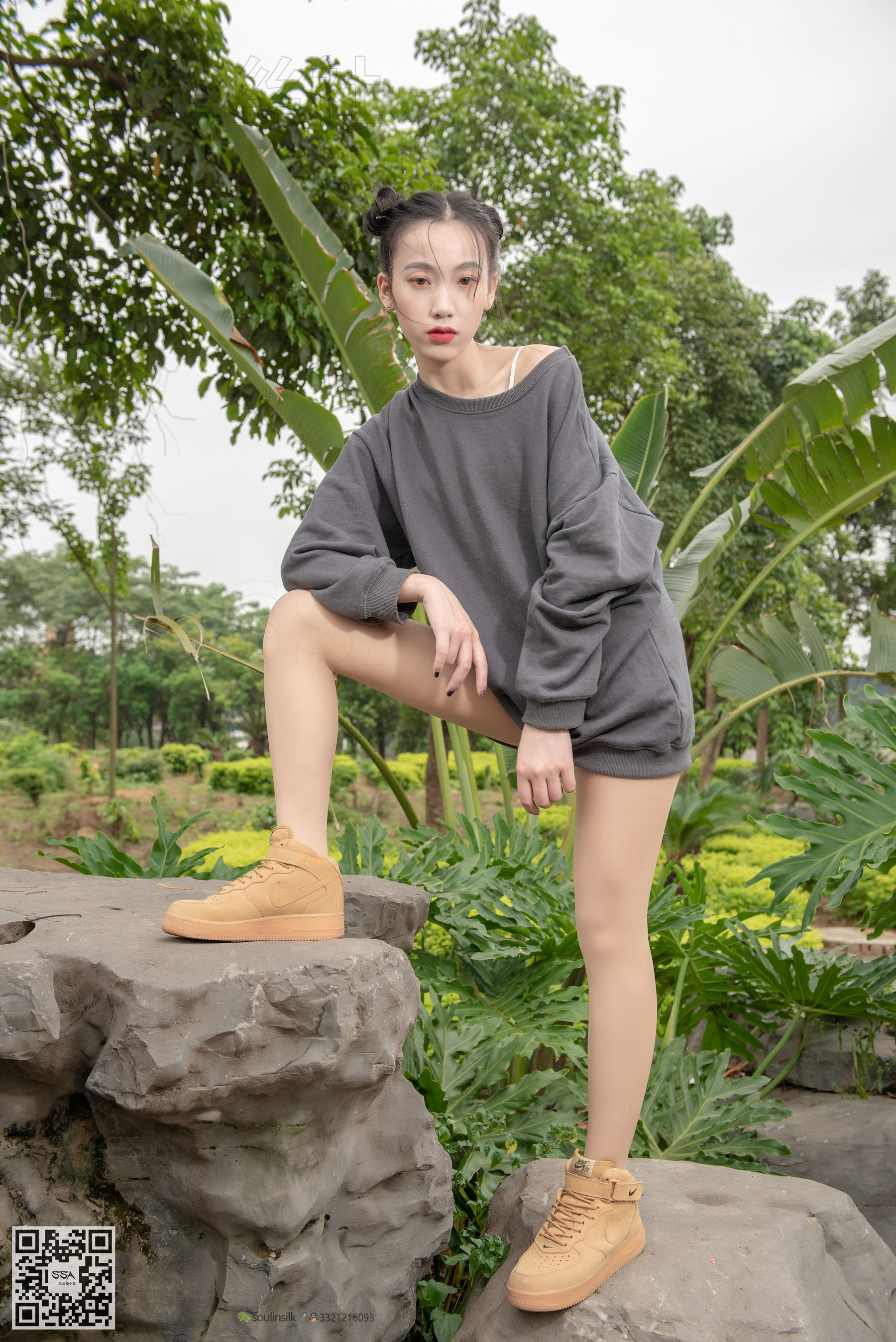 超清写真 No.125 腿模大大 郊外踏青之旅-图35