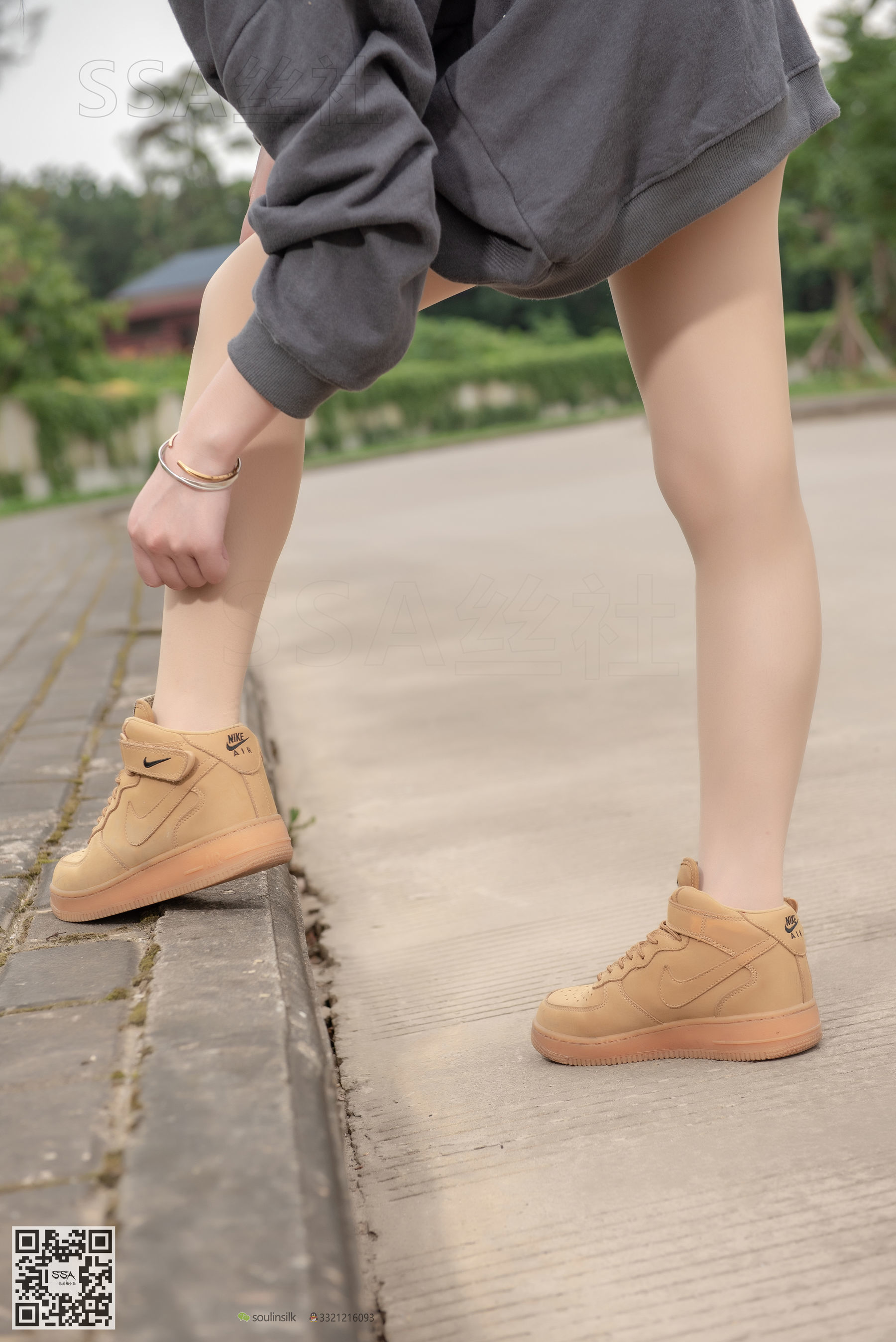 超清写真 No.125 腿模大大 郊外踏青之旅-图93