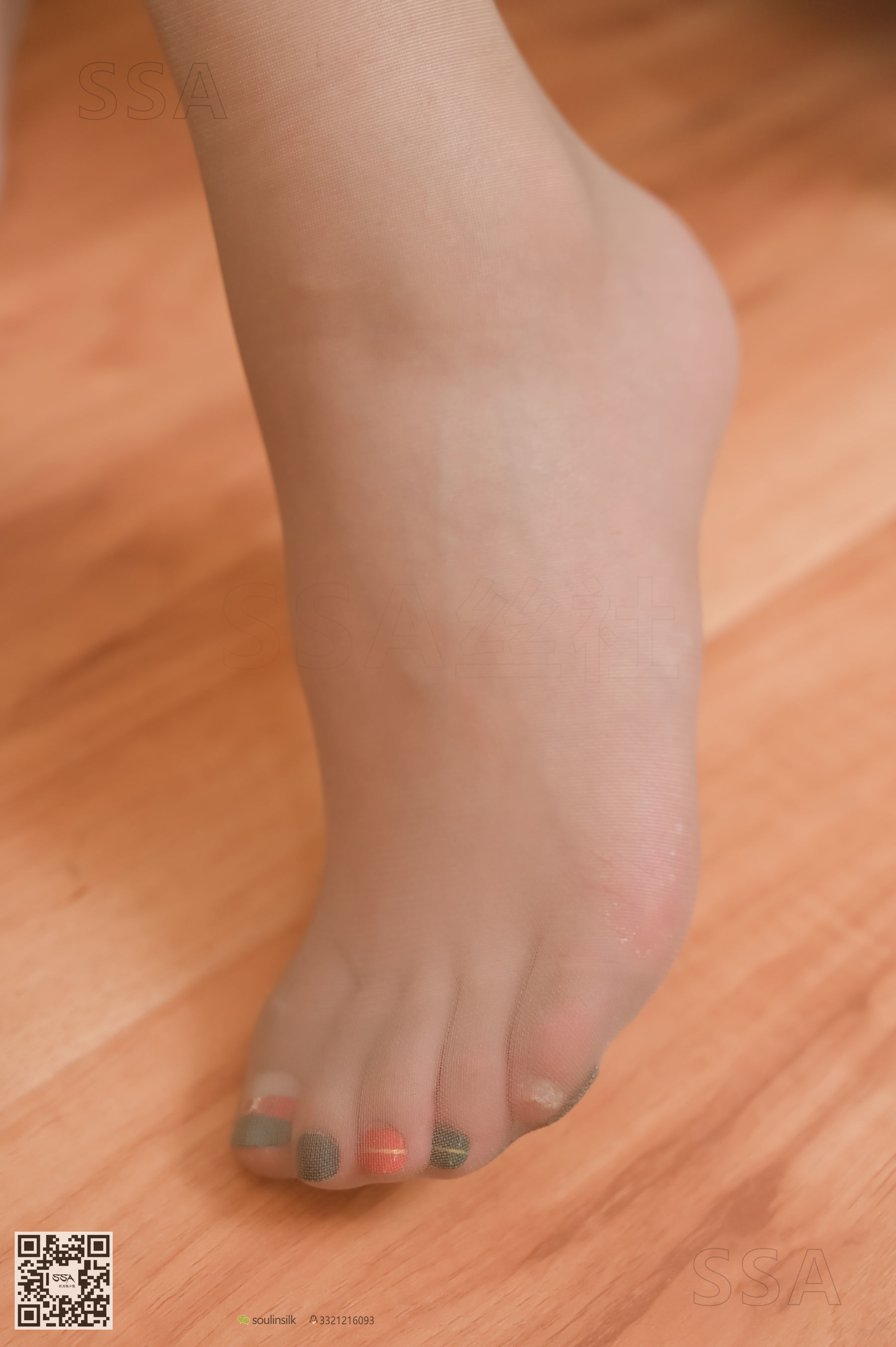 超清写真 No.147 大大 抹胸热裤-图71